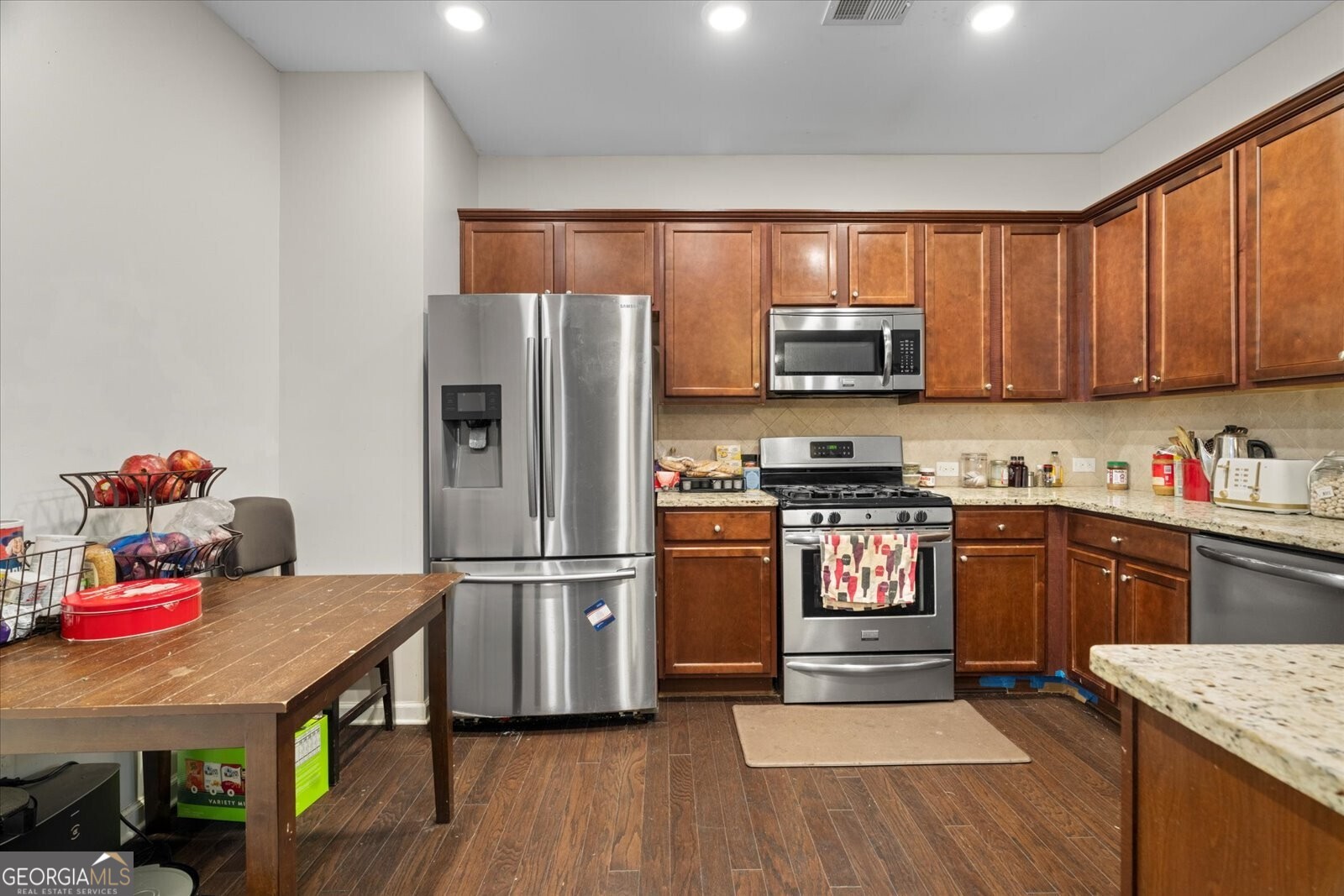 1615 Hampton Oaks Drive