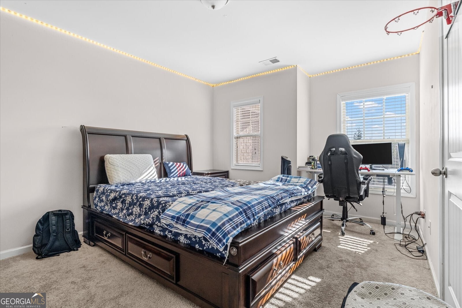 1615 Hampton Oaks Drive