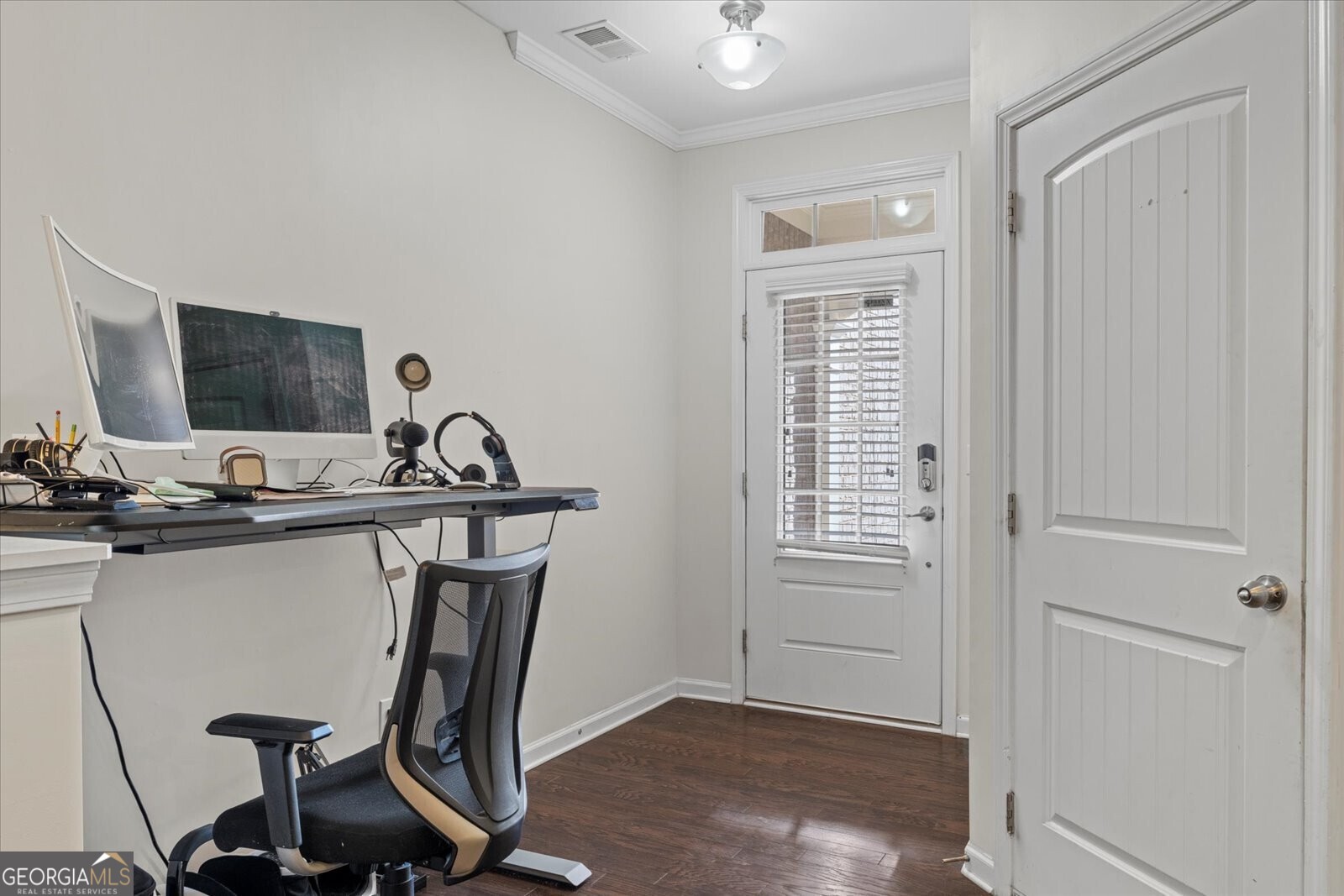 1615 Hampton Oaks Drive