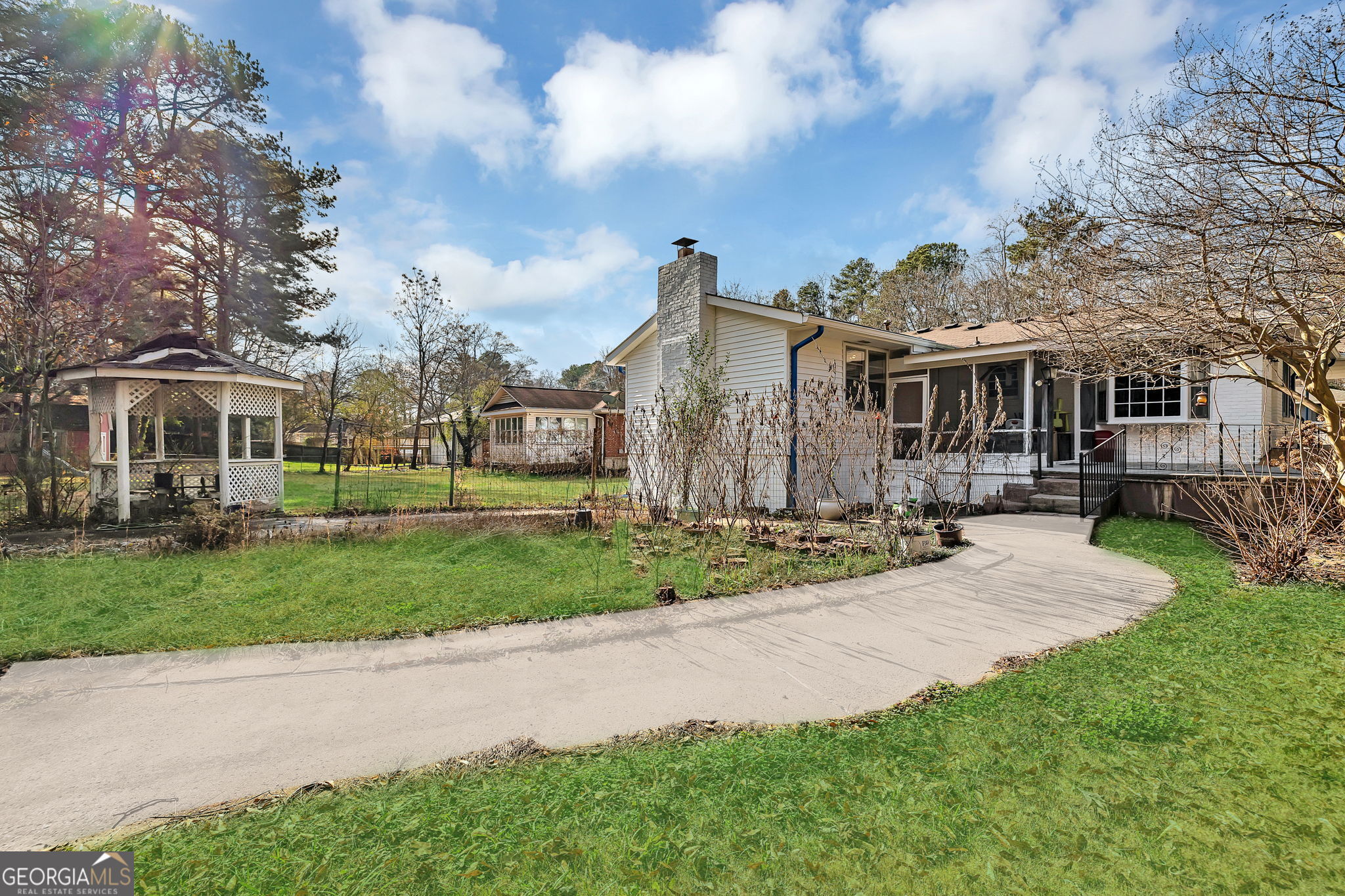 349 Virginia Place SE