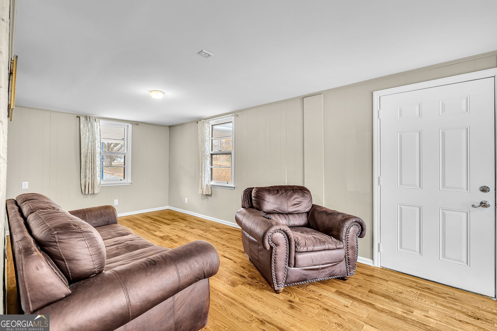 349 Virginia Place SE