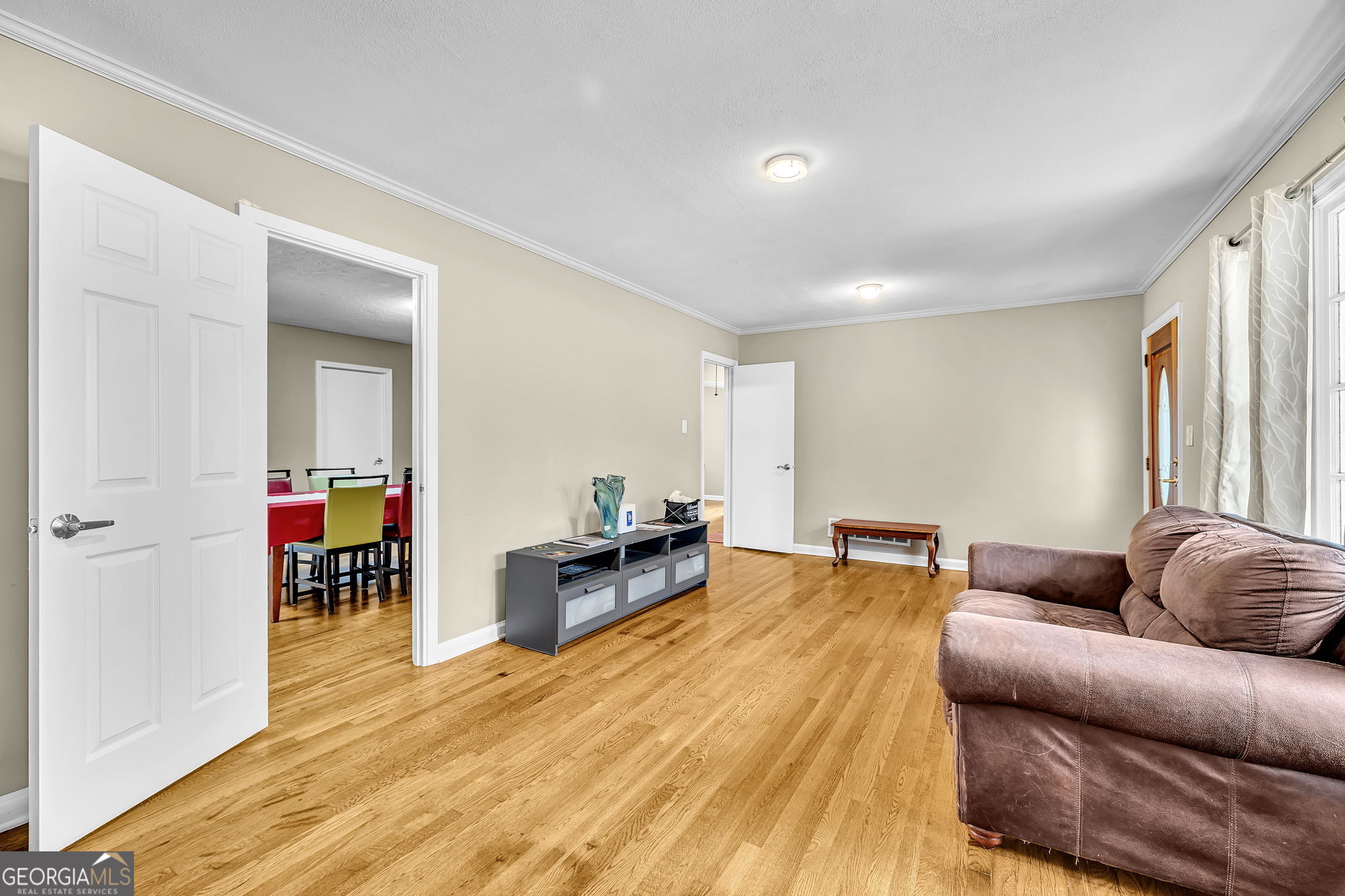 349 Virginia Place SE