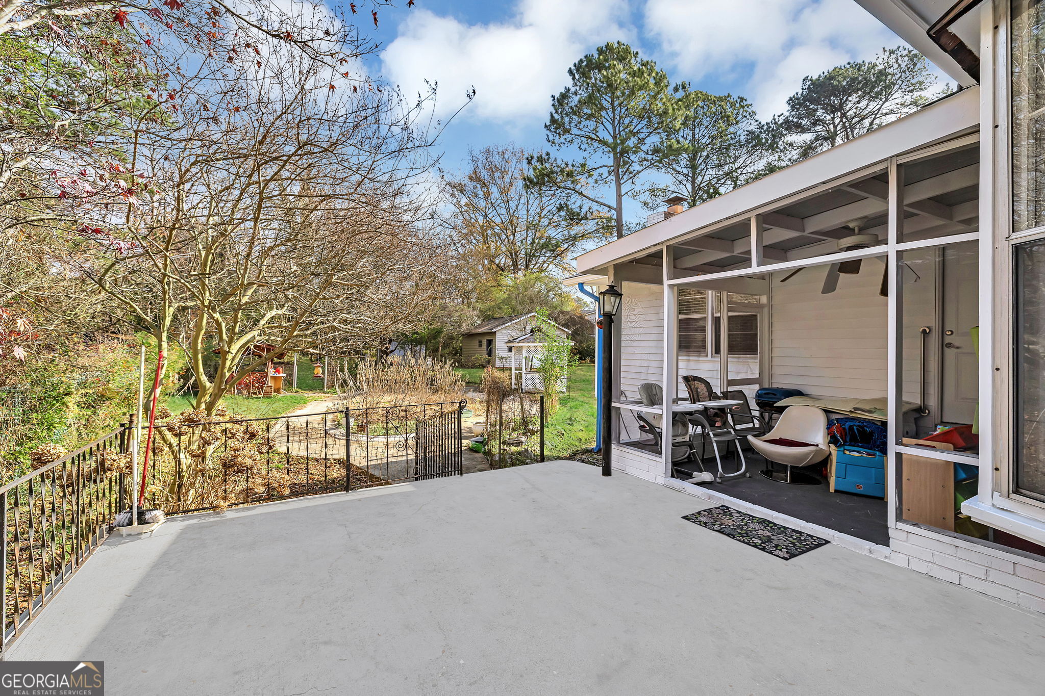 349 Virginia Place SE