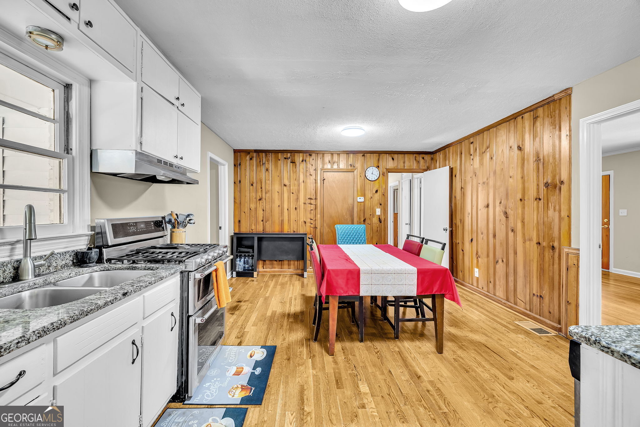 349 Virginia Place SE