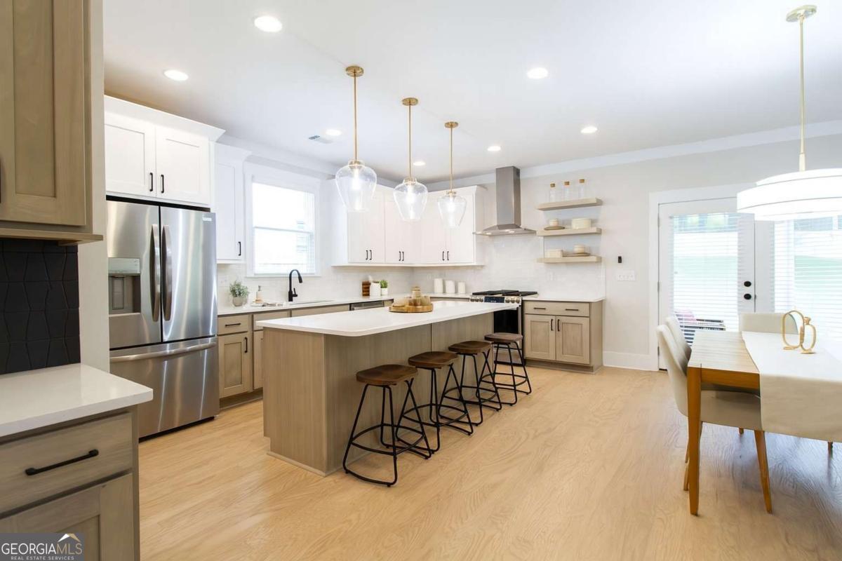 507 Casanova Street SE