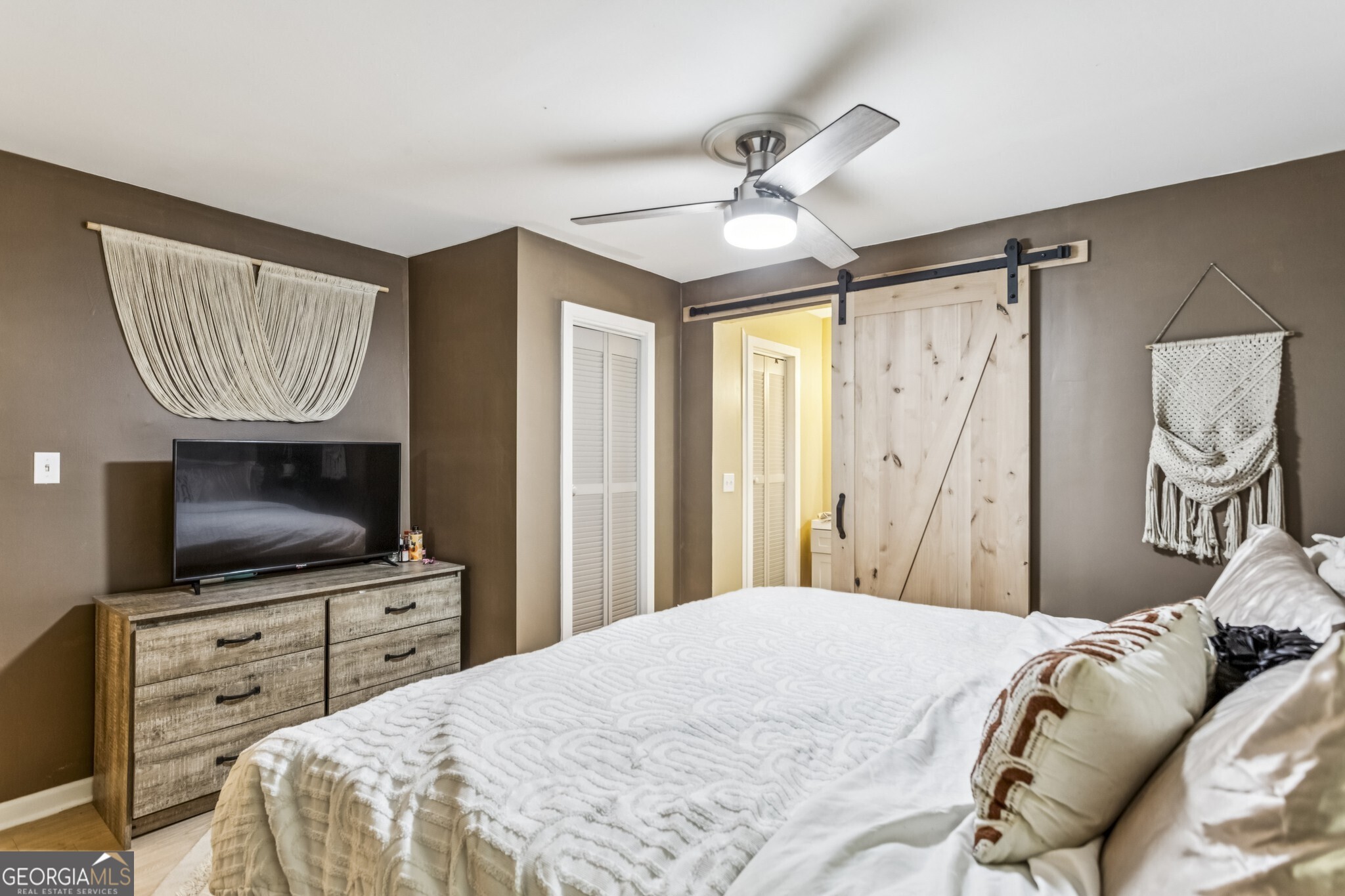 5430 Carol Circle SW