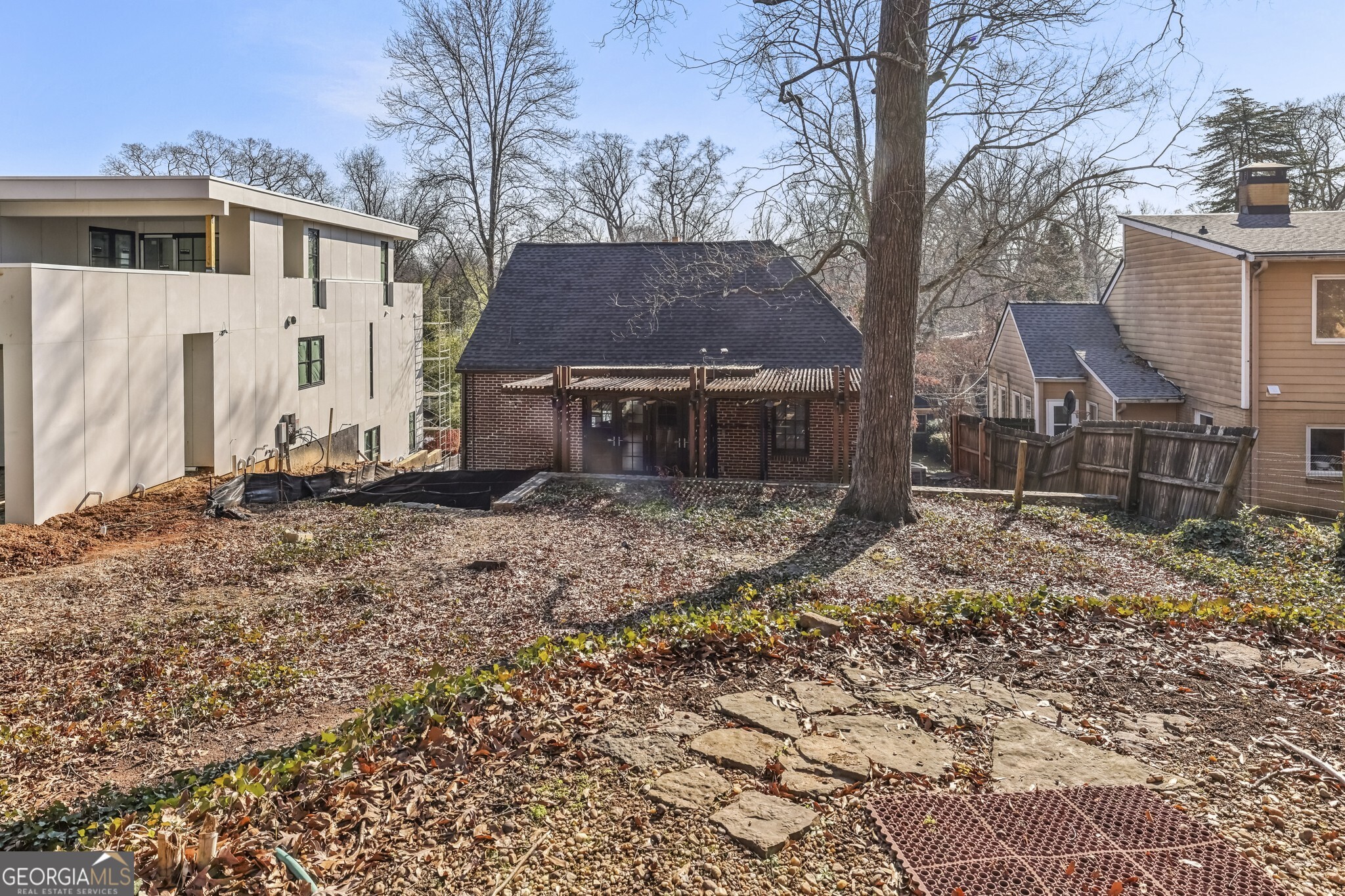 918 Glen Arden Way NE