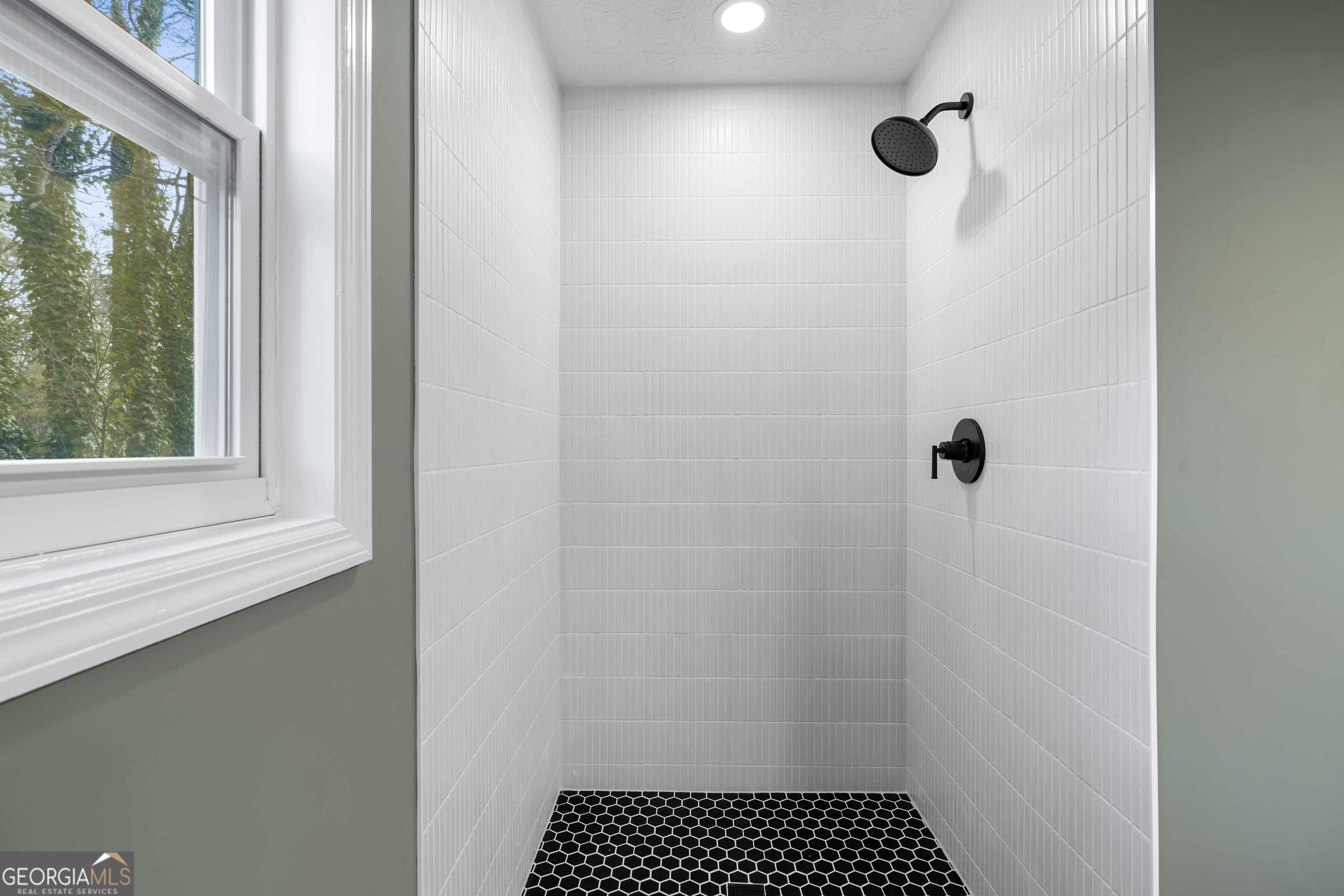 767 Starmist Court NE