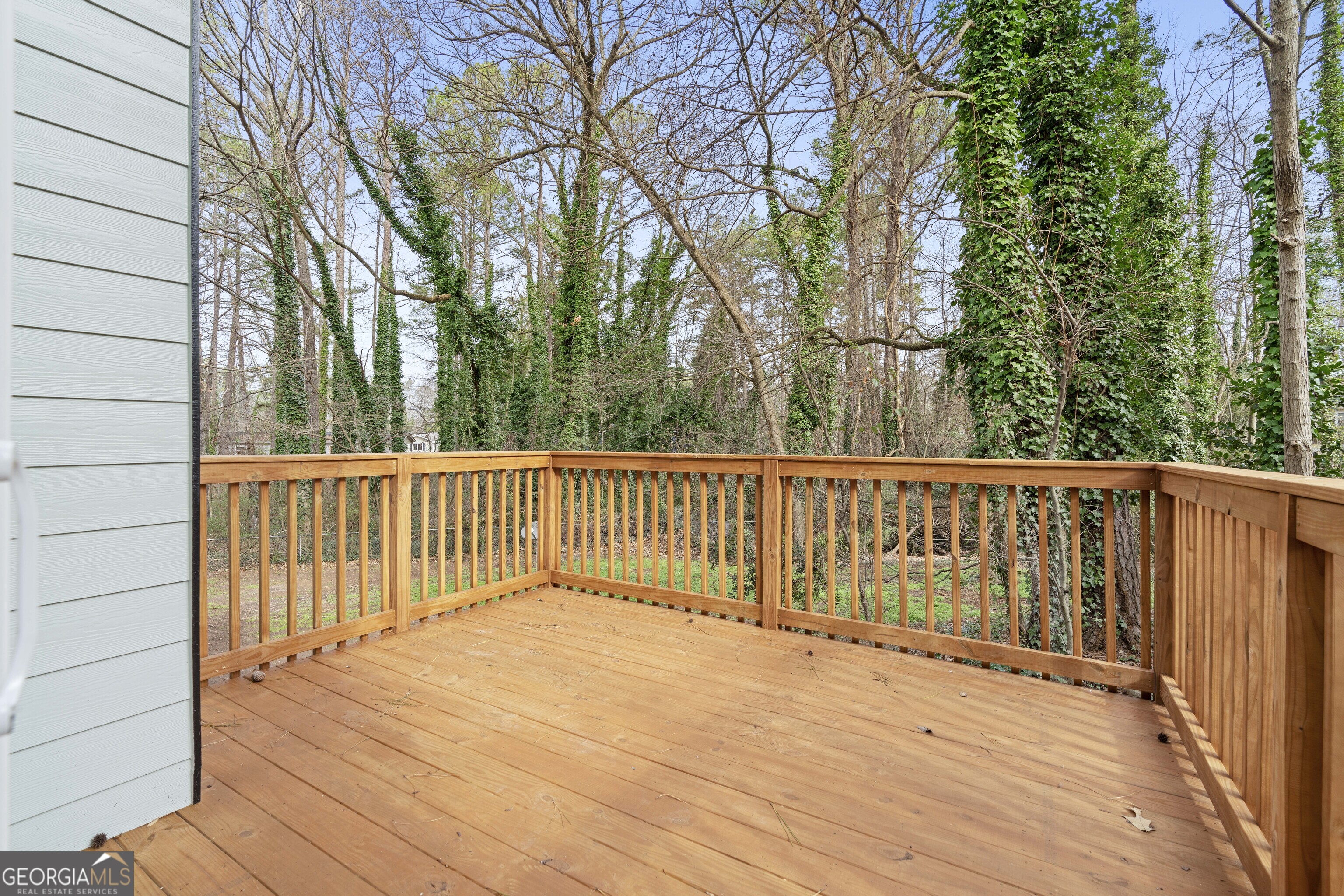 767 Starmist Court NE