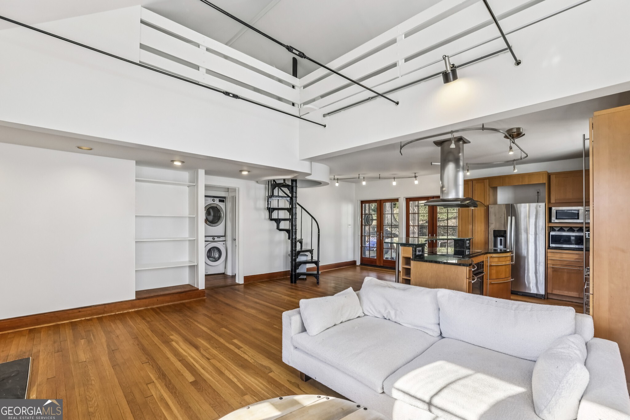 918 Glen Arden Way NE