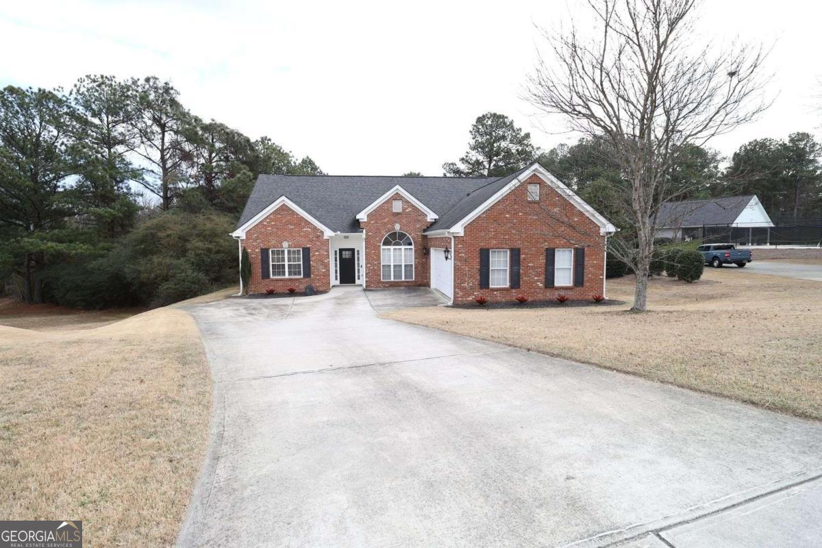 1108 Dixie Belle Court