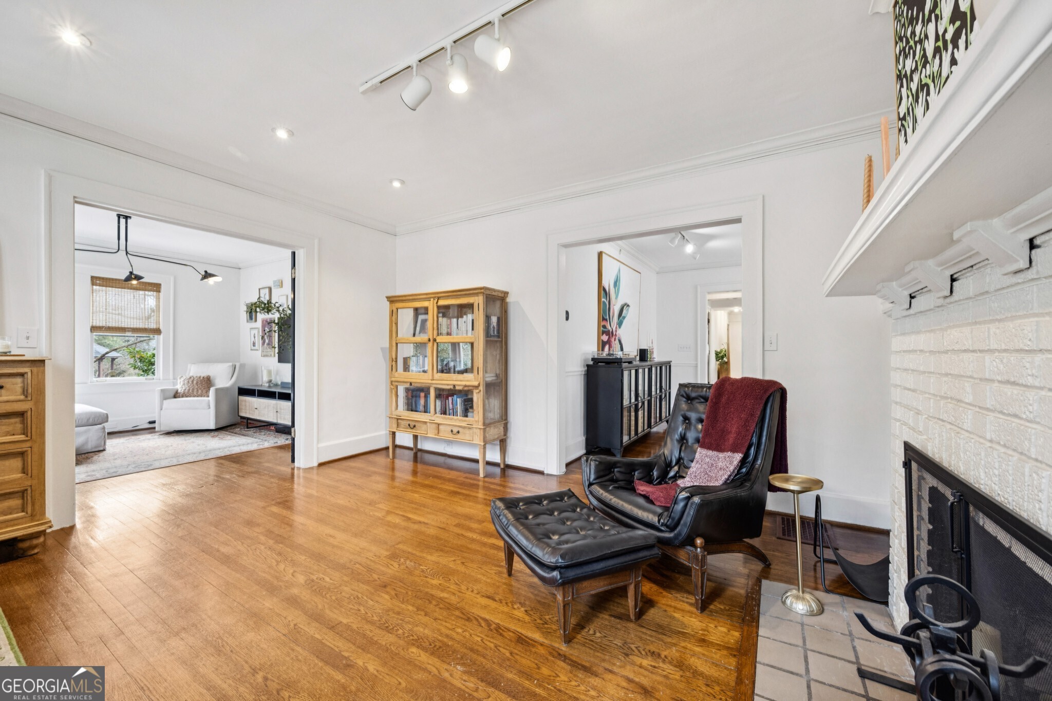 1229 Cameron Court NE