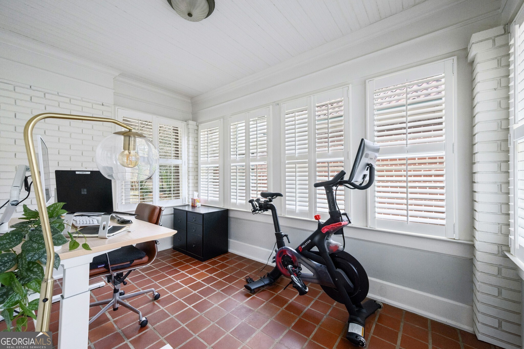 1229 Cameron Court NE