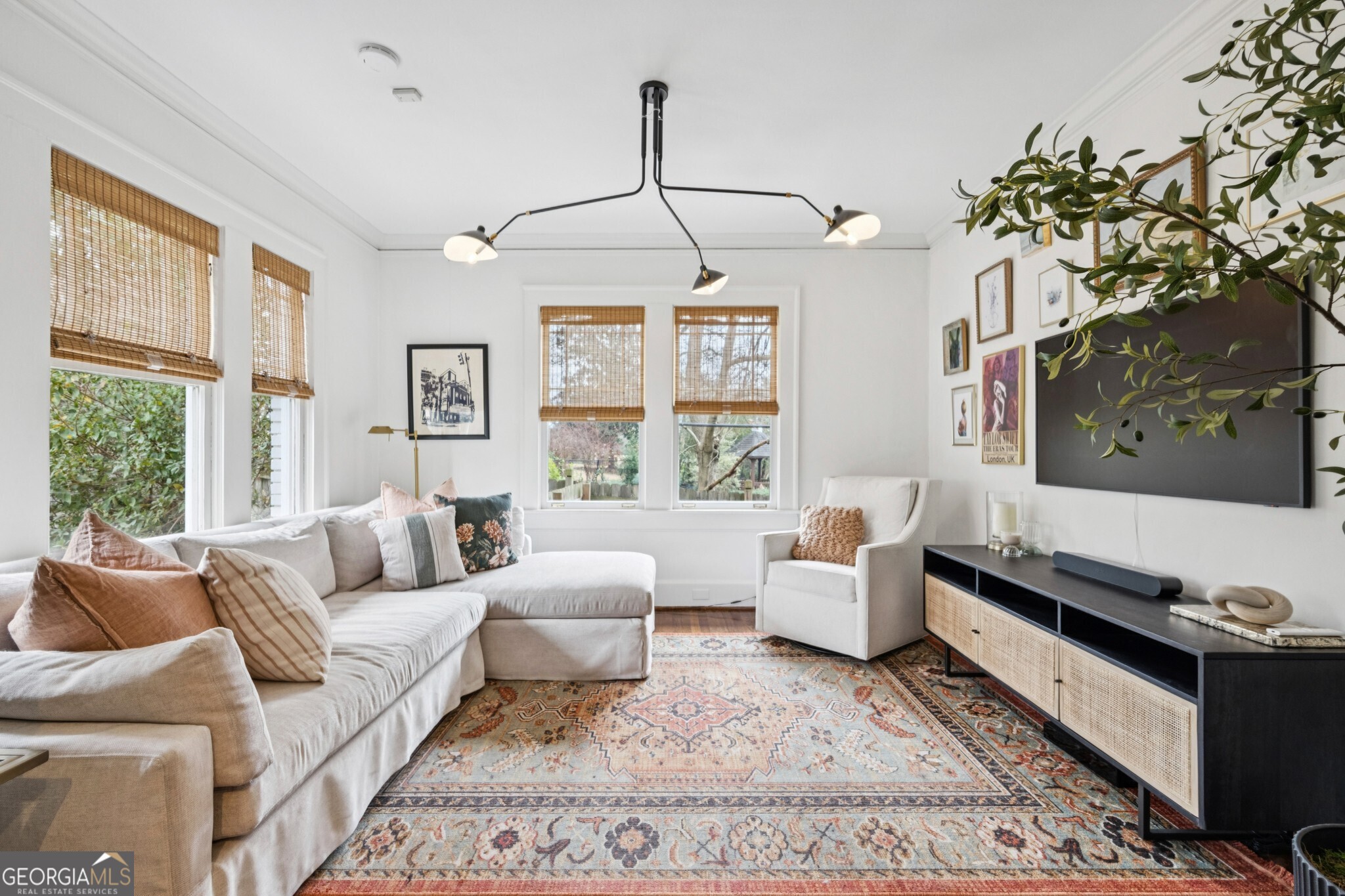 1229 Cameron Court NE