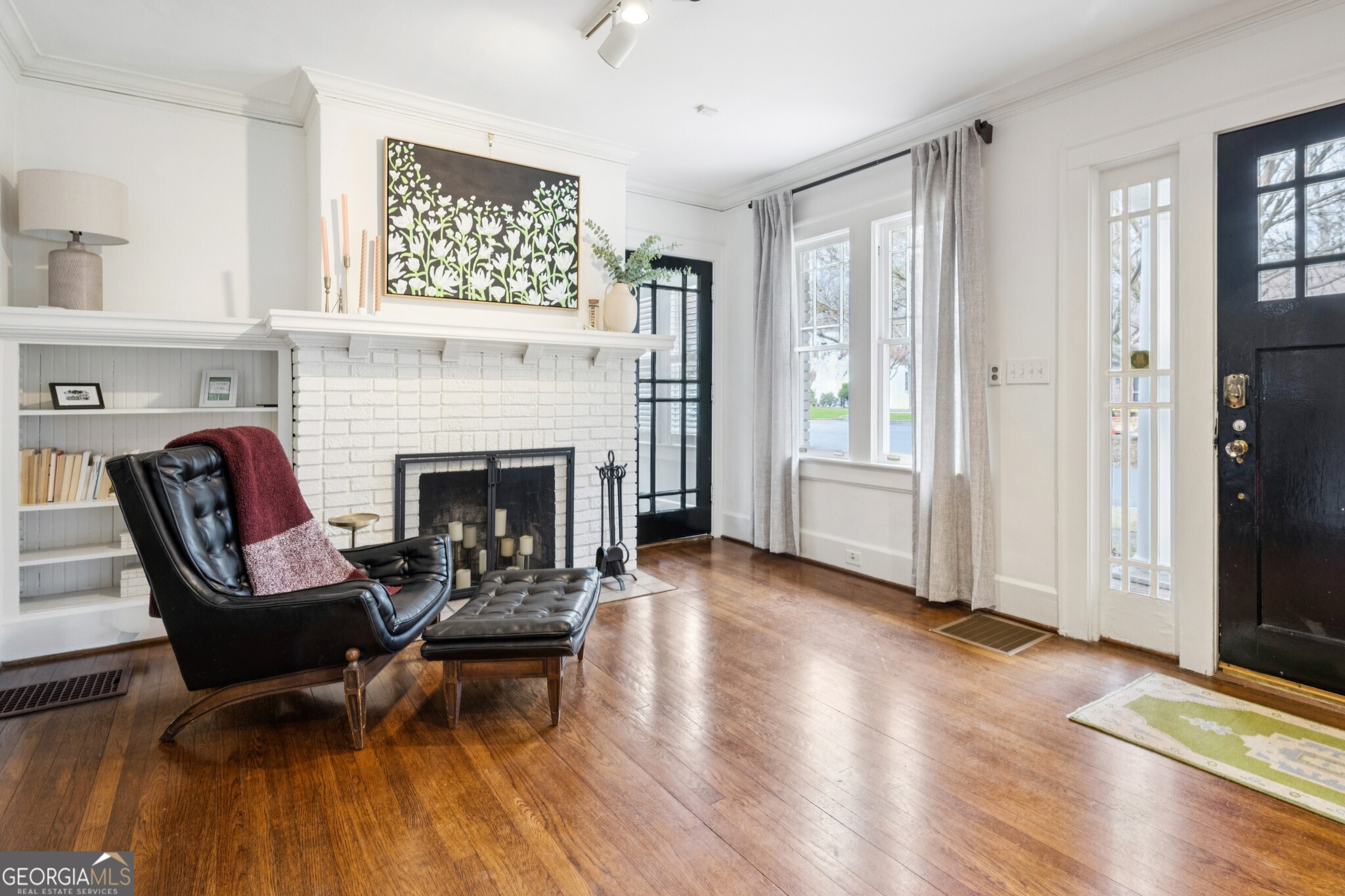 1229 Cameron Court NE