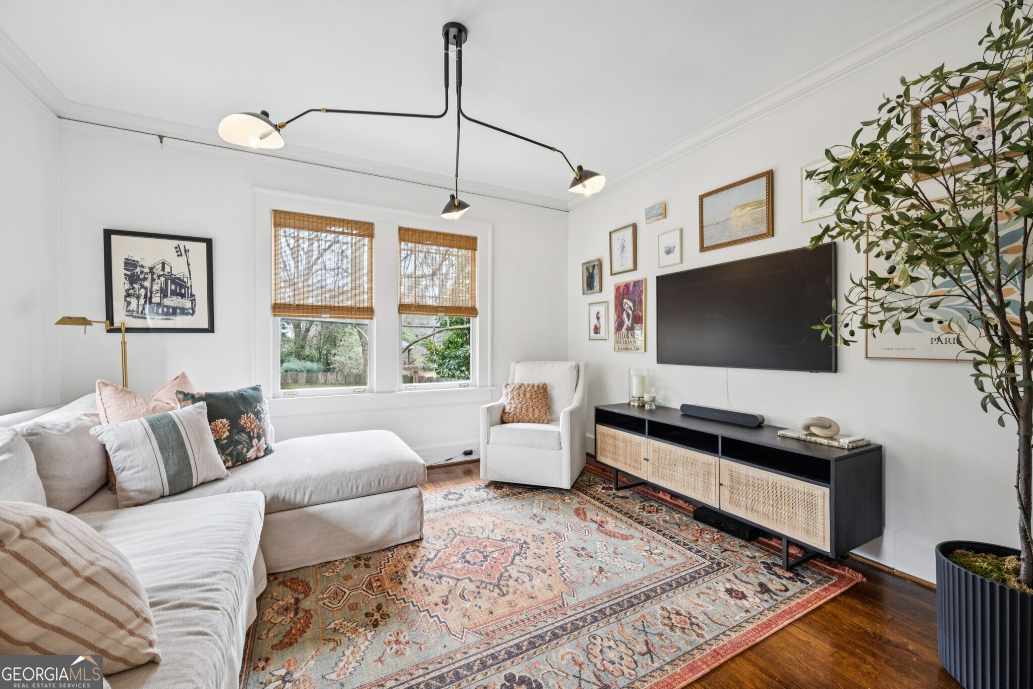 1229 Cameron Court NE