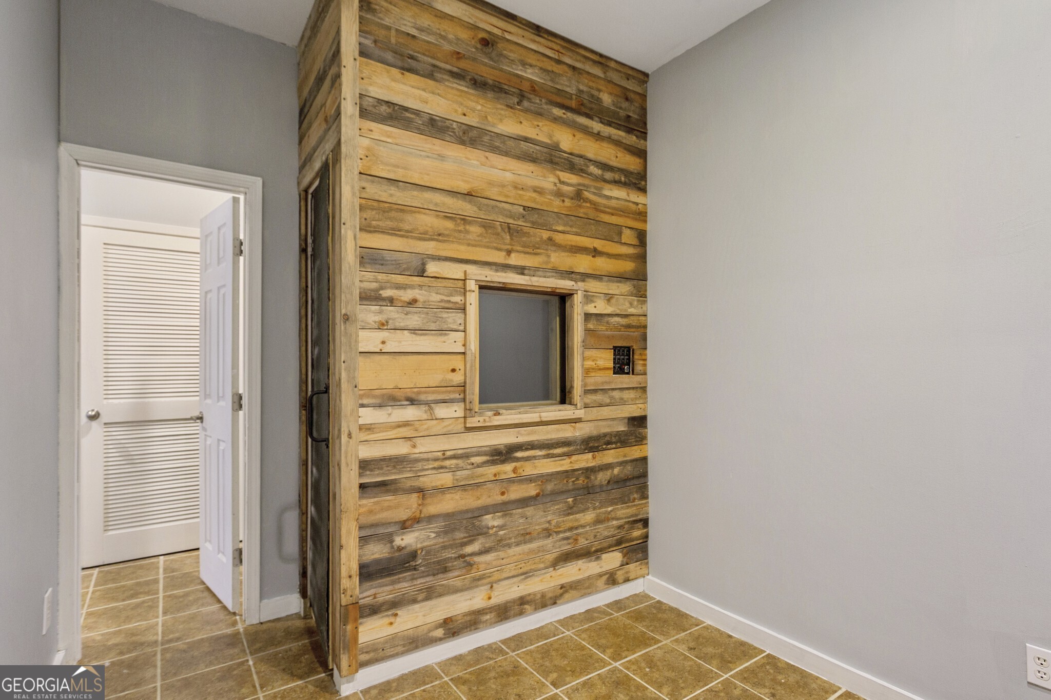 238 Walker Street # 39