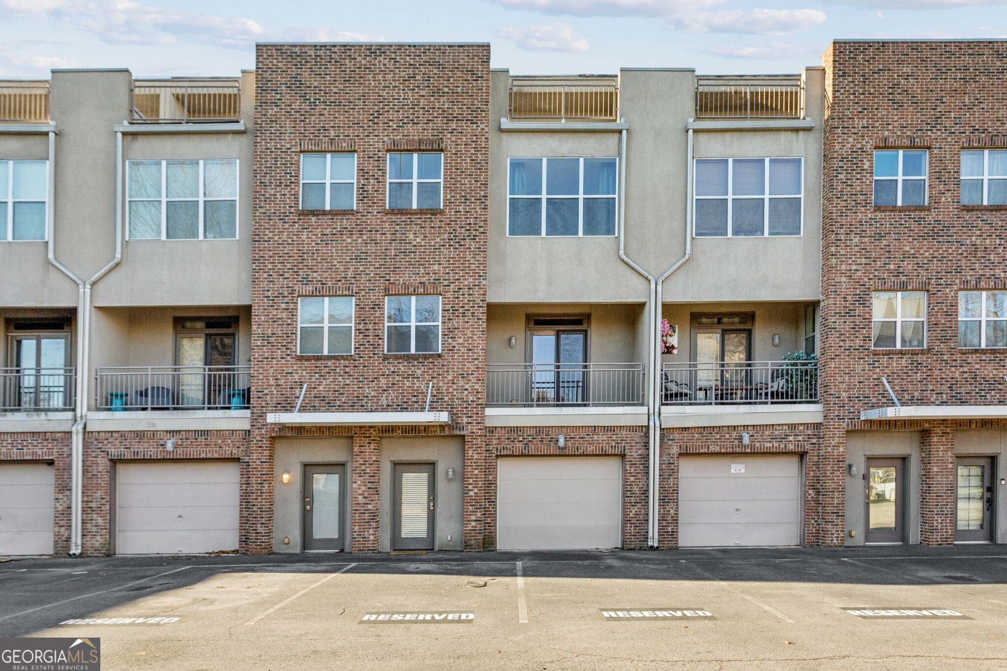 238 Walker Street # 39