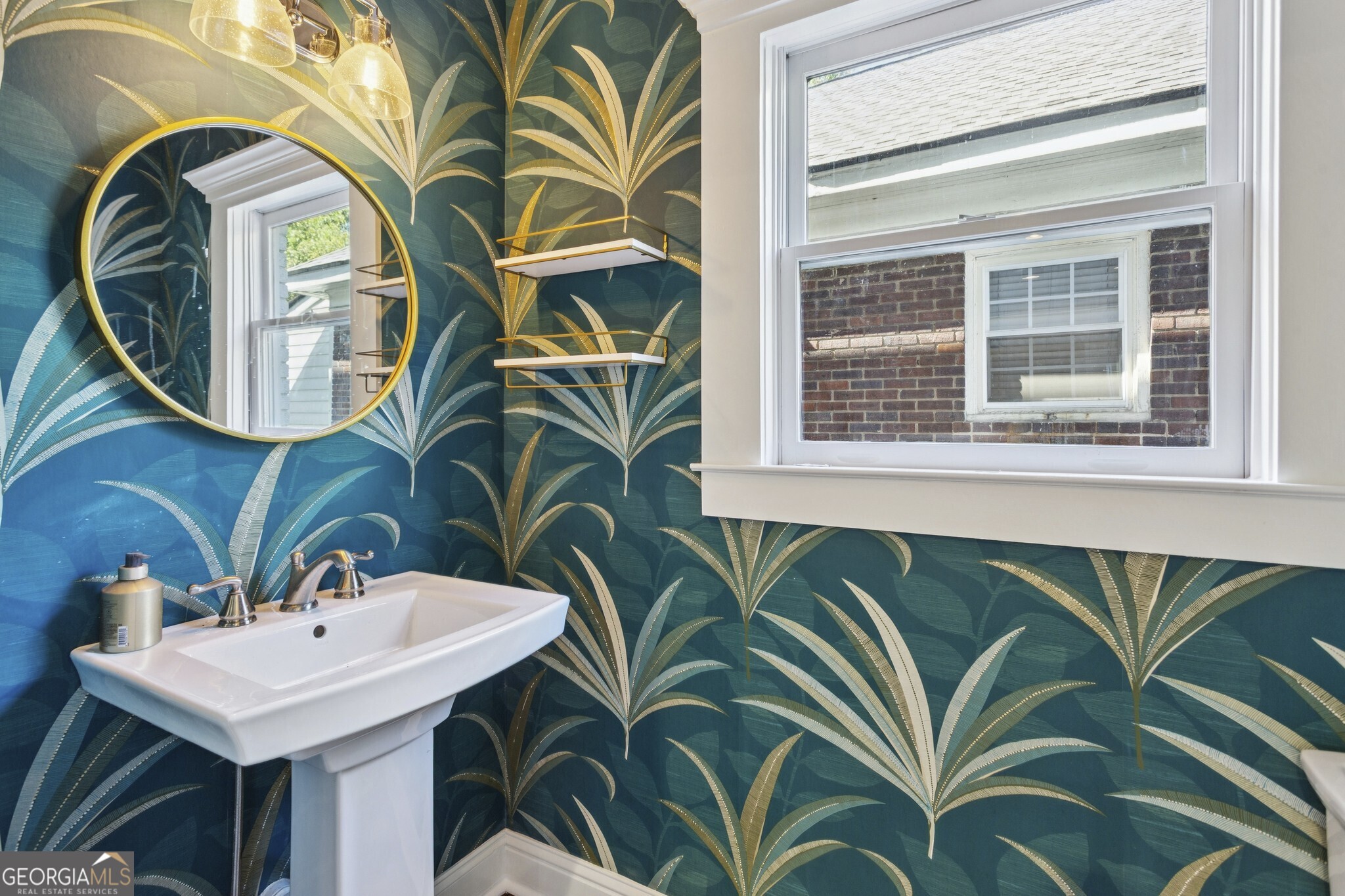 546 Highland Avenue NE