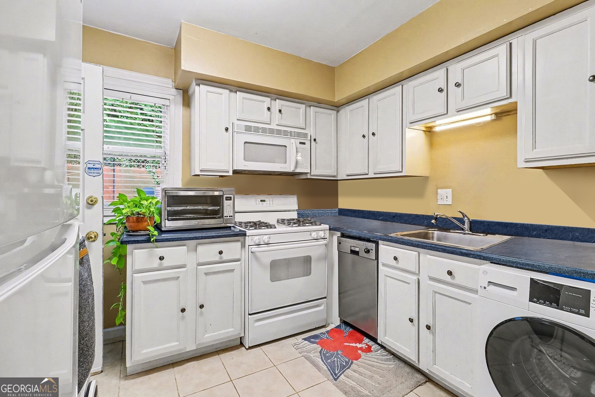 2477 N Decatur Road Unit: A1