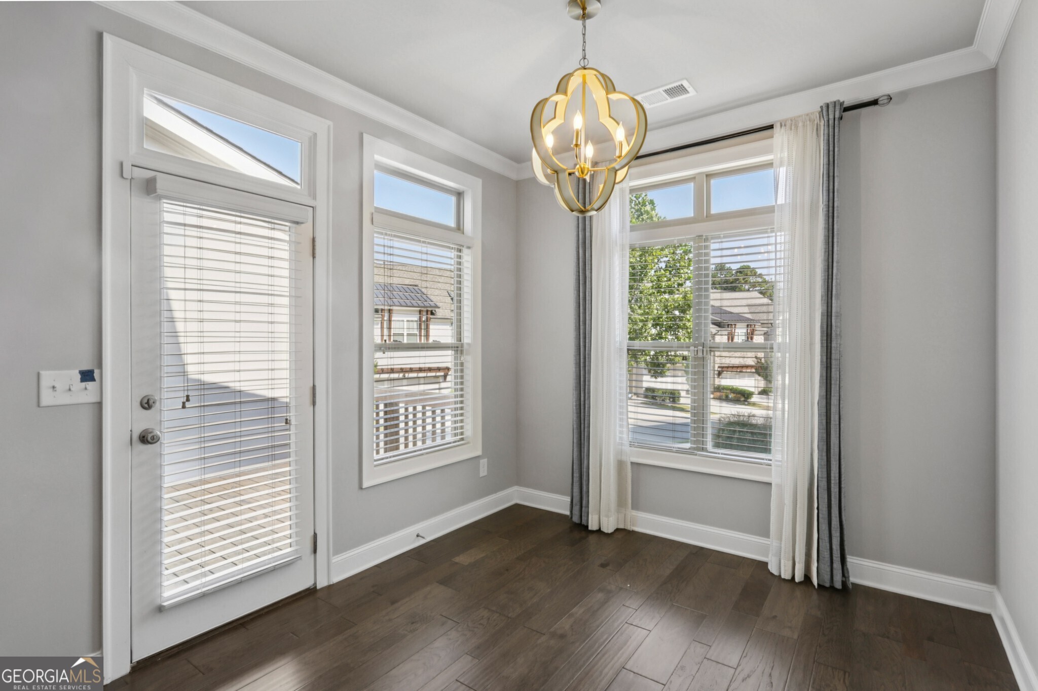 3899 Glenview Club Lane