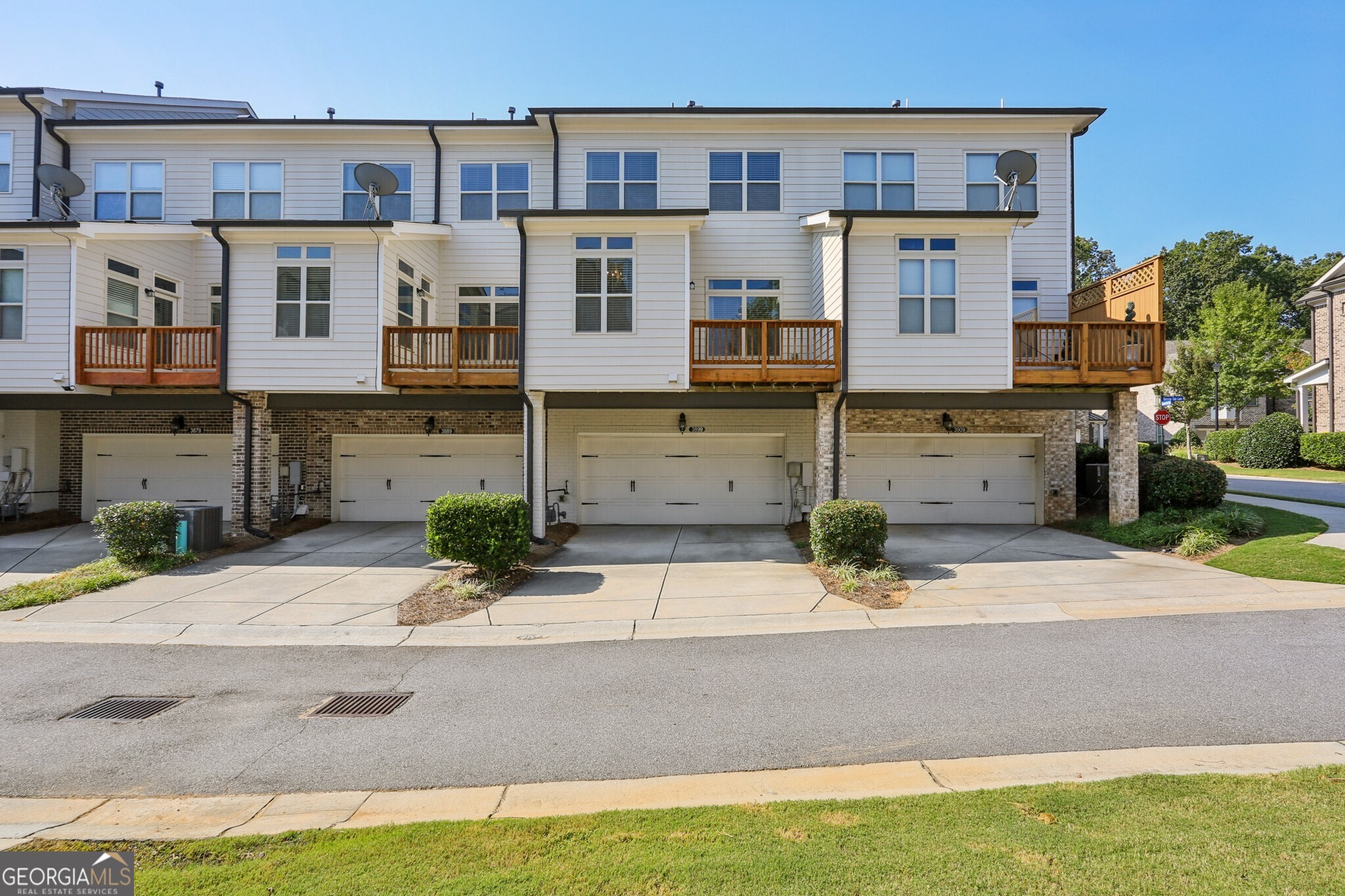 3899 Glenview Club Lane