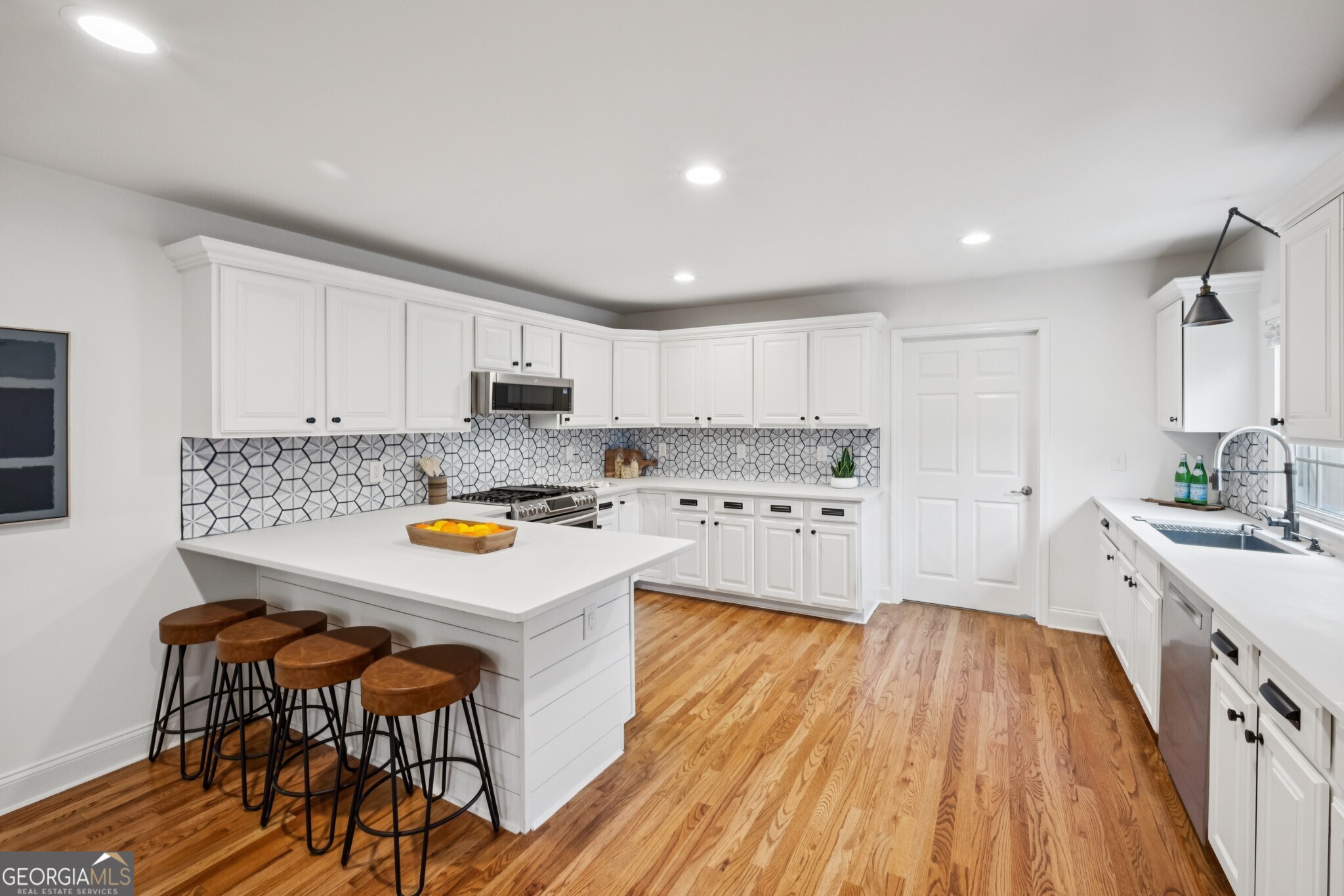 734 Woodson Street SE