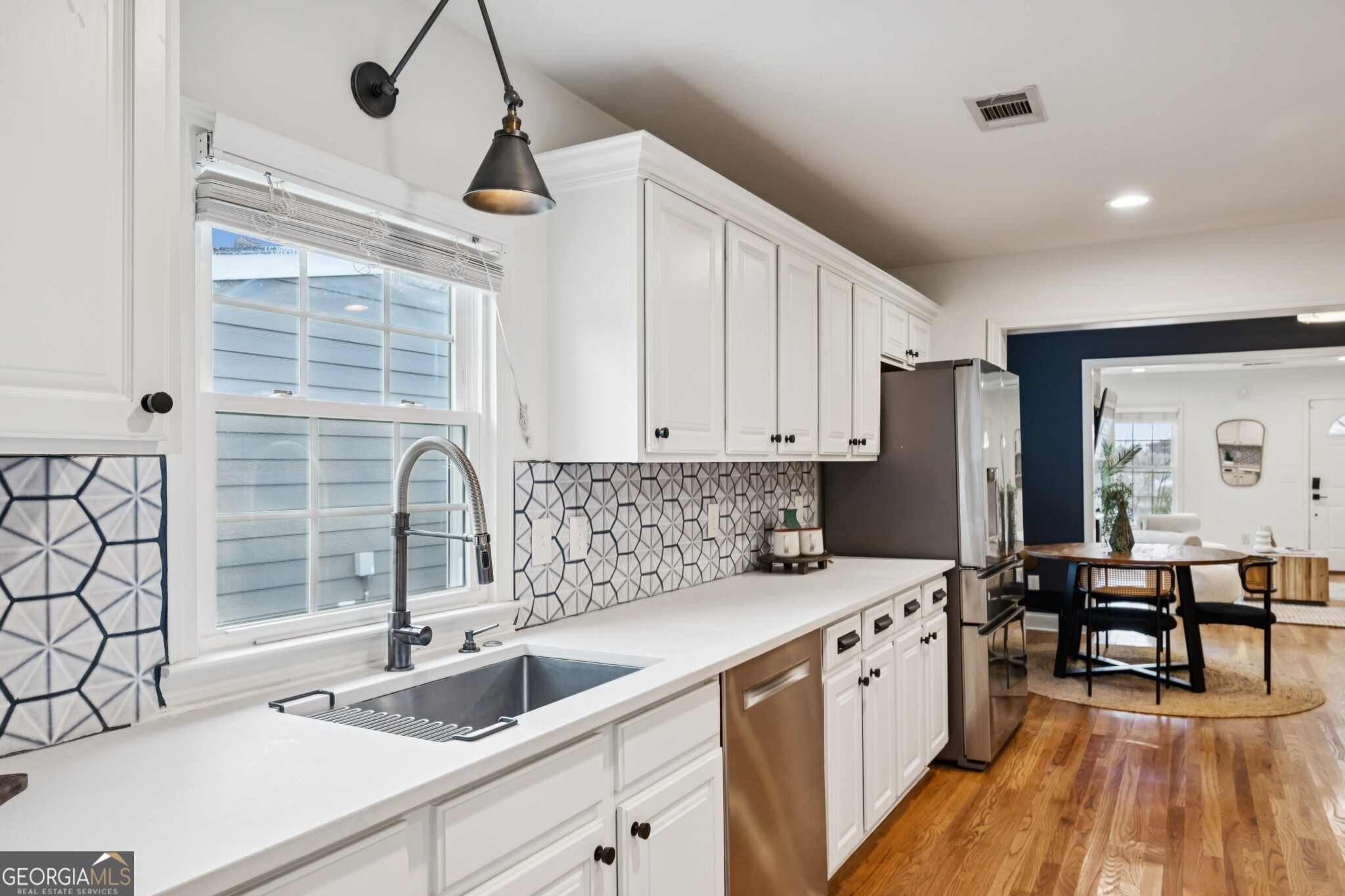 734 Woodson Street SE