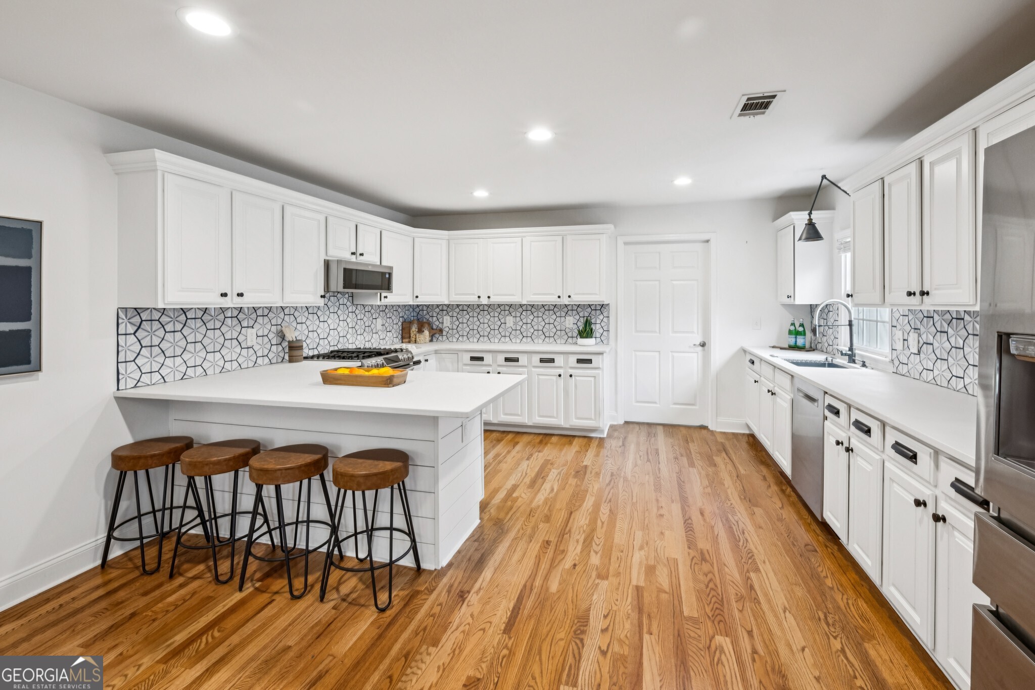 734 Woodson Street SE