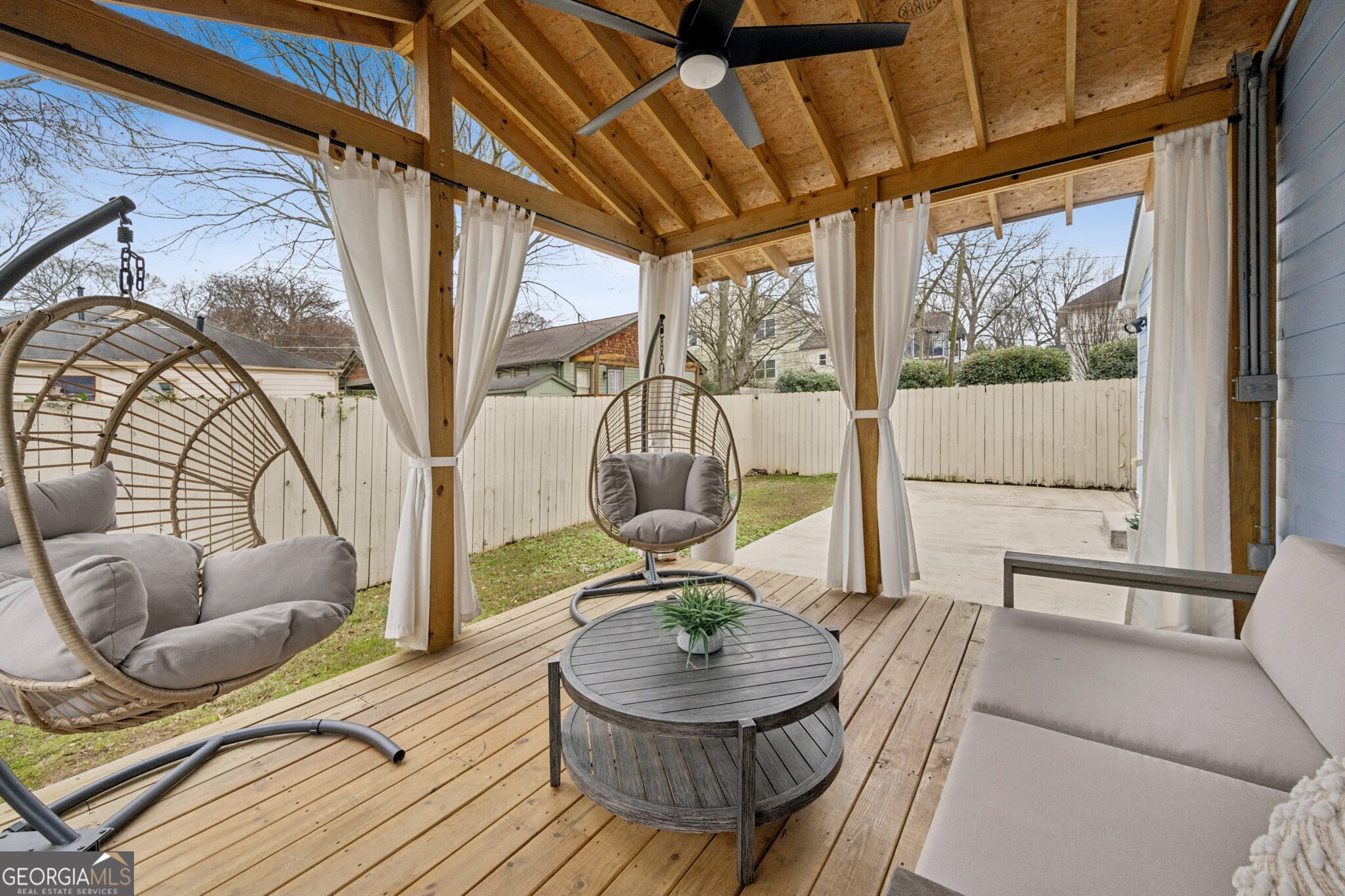 734 Woodson Street SE