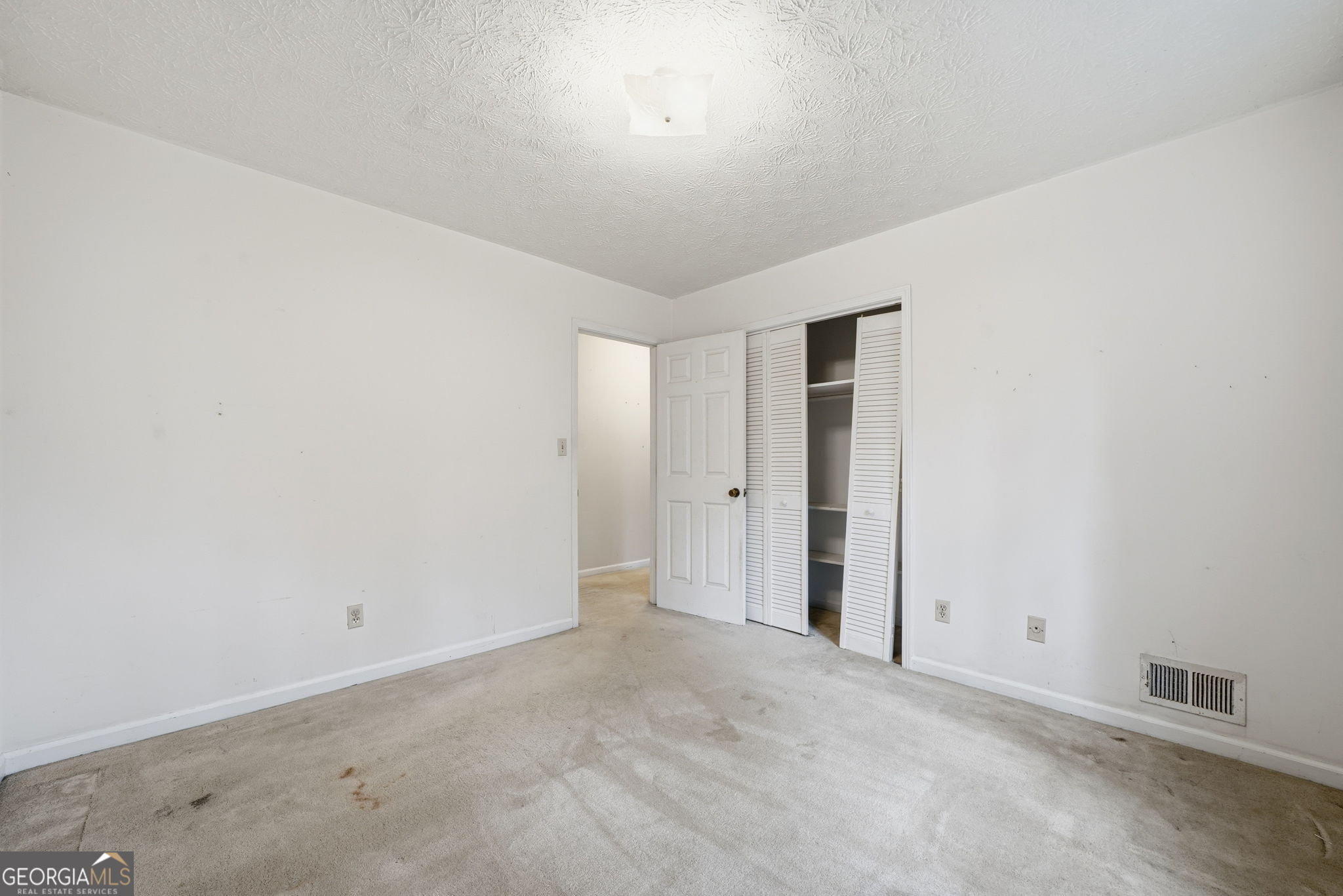 1715 Hidden Hollow Court SW