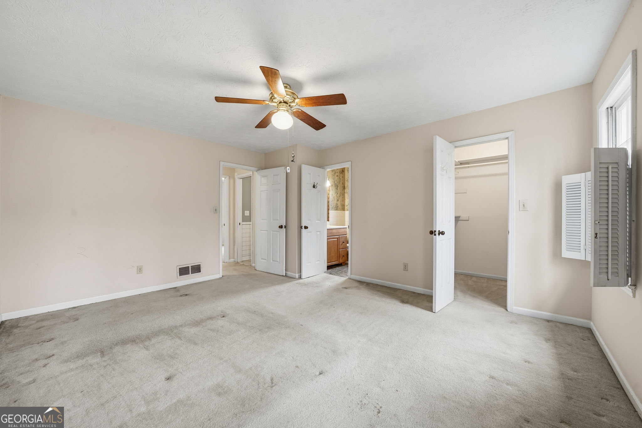 1715 Hidden Hollow Court SW