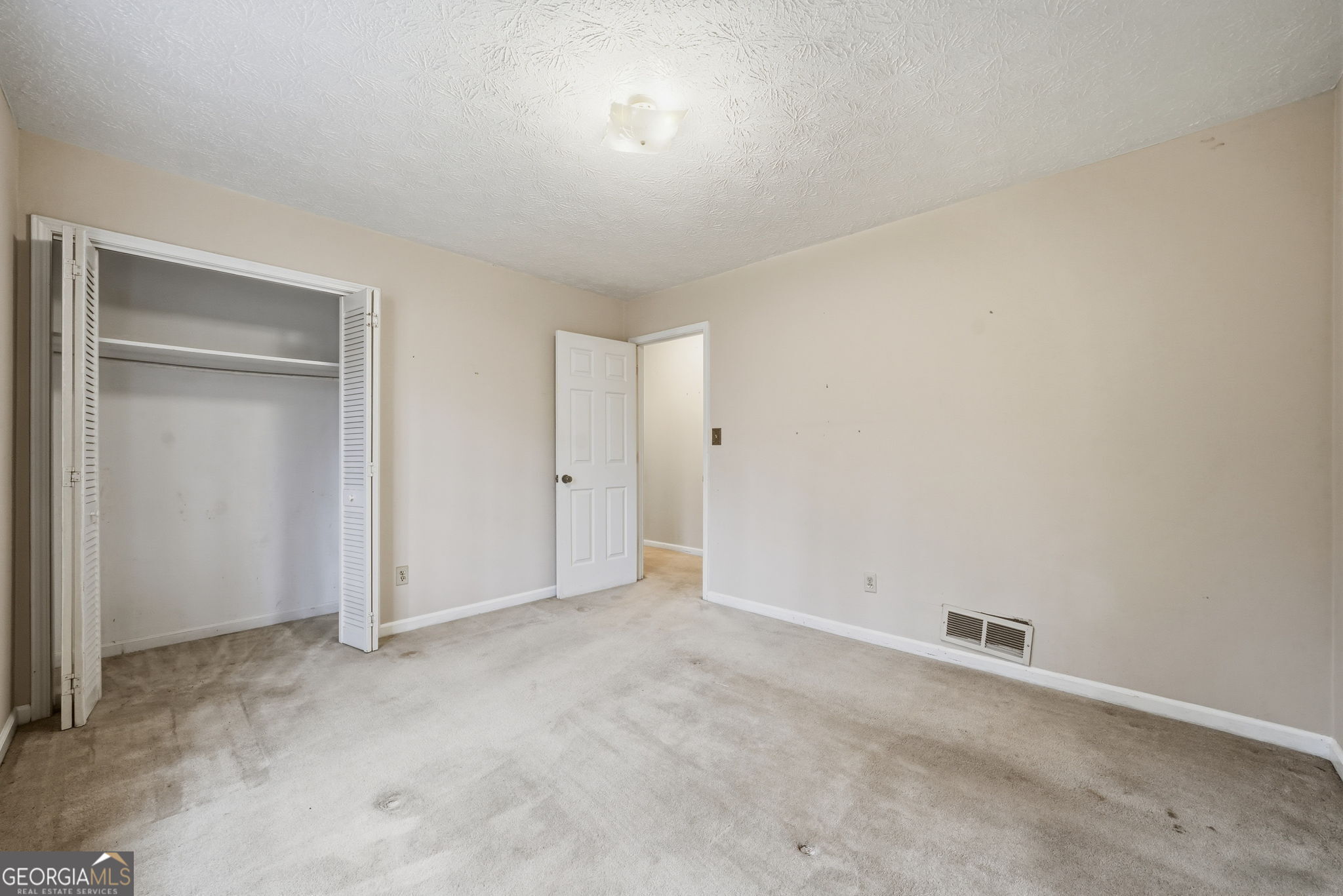 1715 Hidden Hollow Court SW