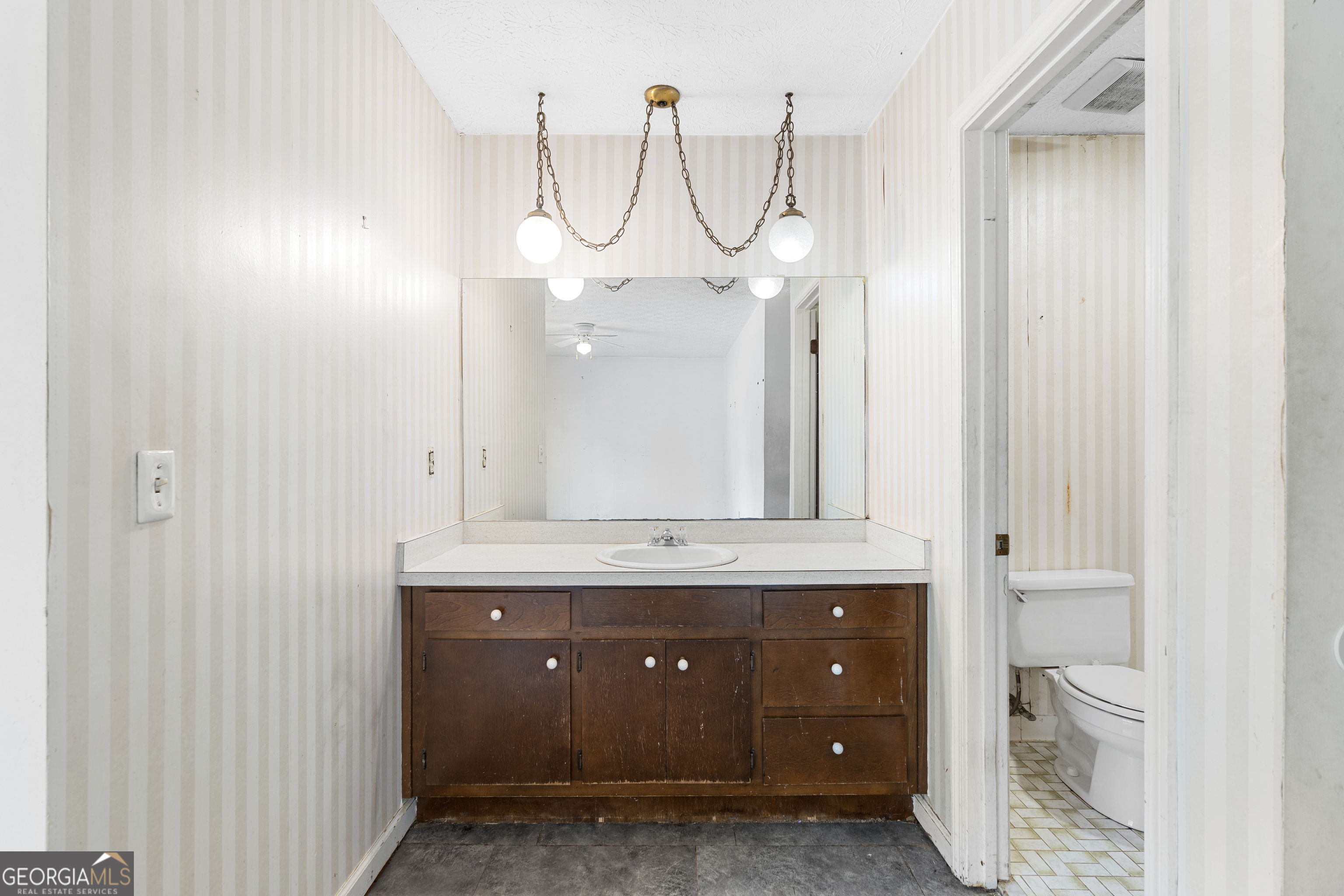 1548 Sprayberry Drive