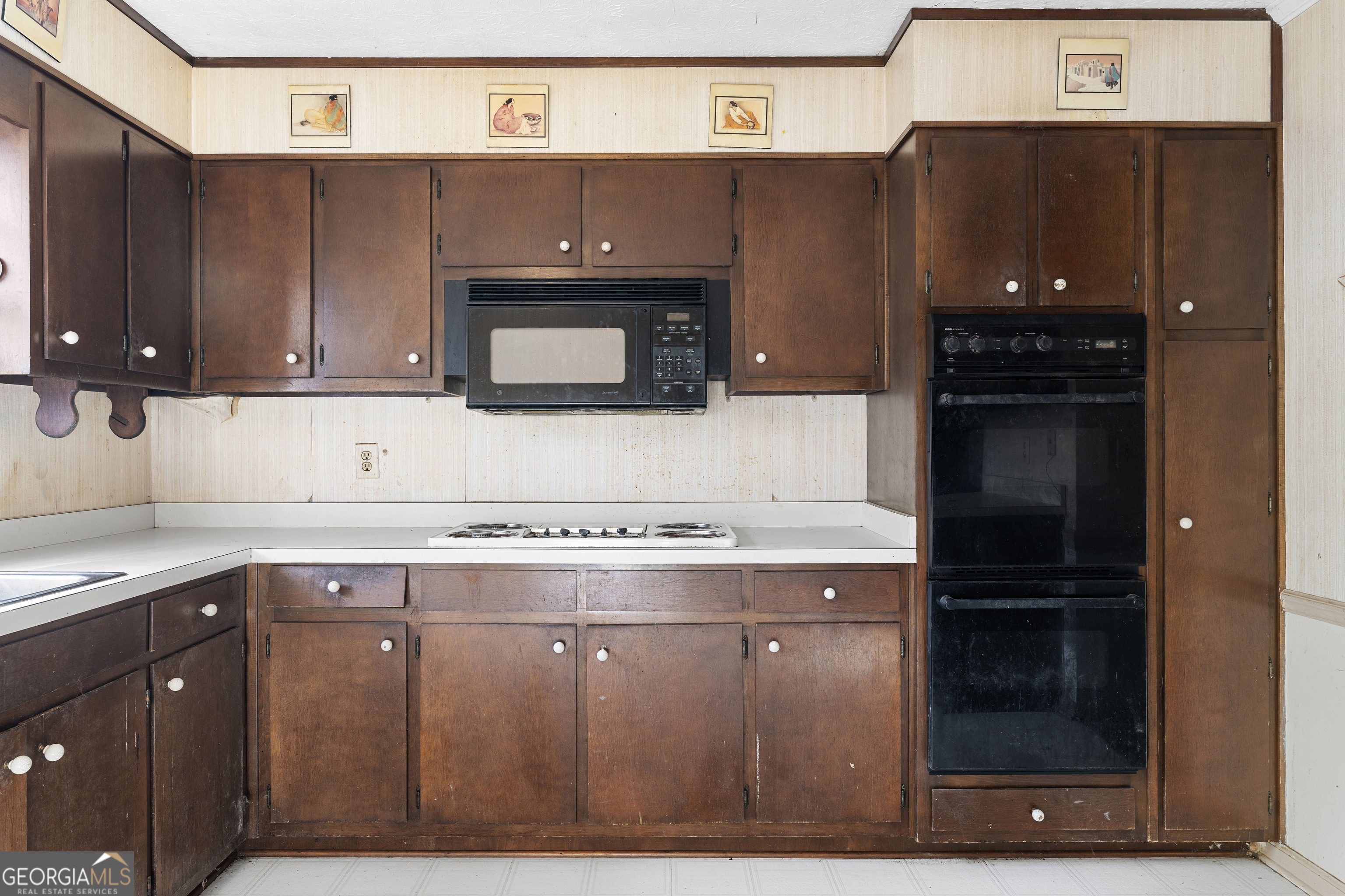 1548 Sprayberry Drive