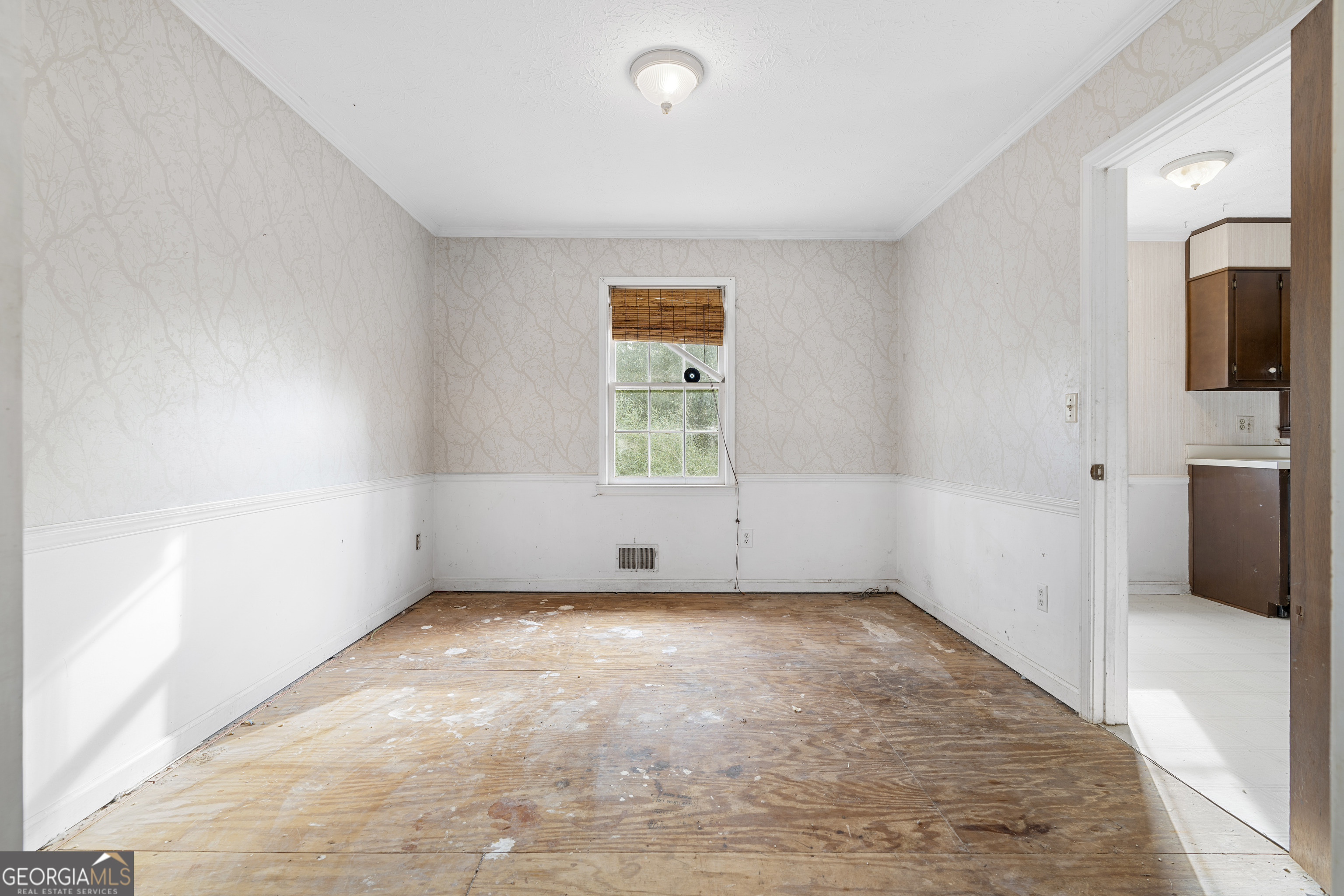 1548 Sprayberry Drive