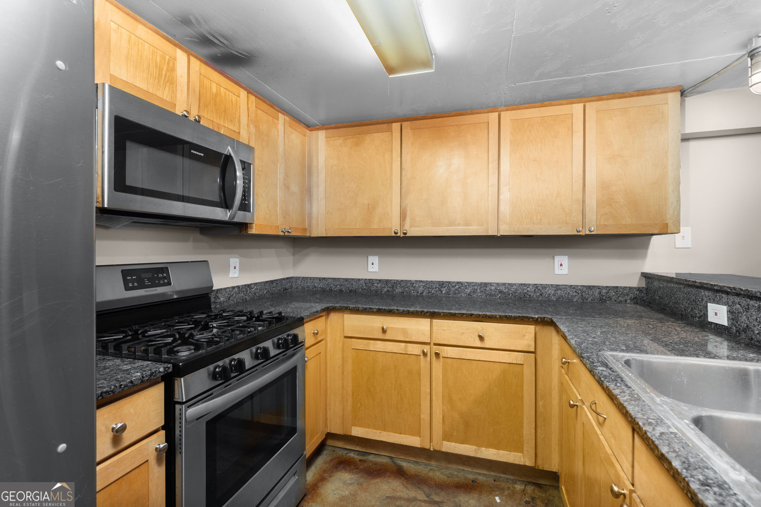 644 Wells Street SW # 16