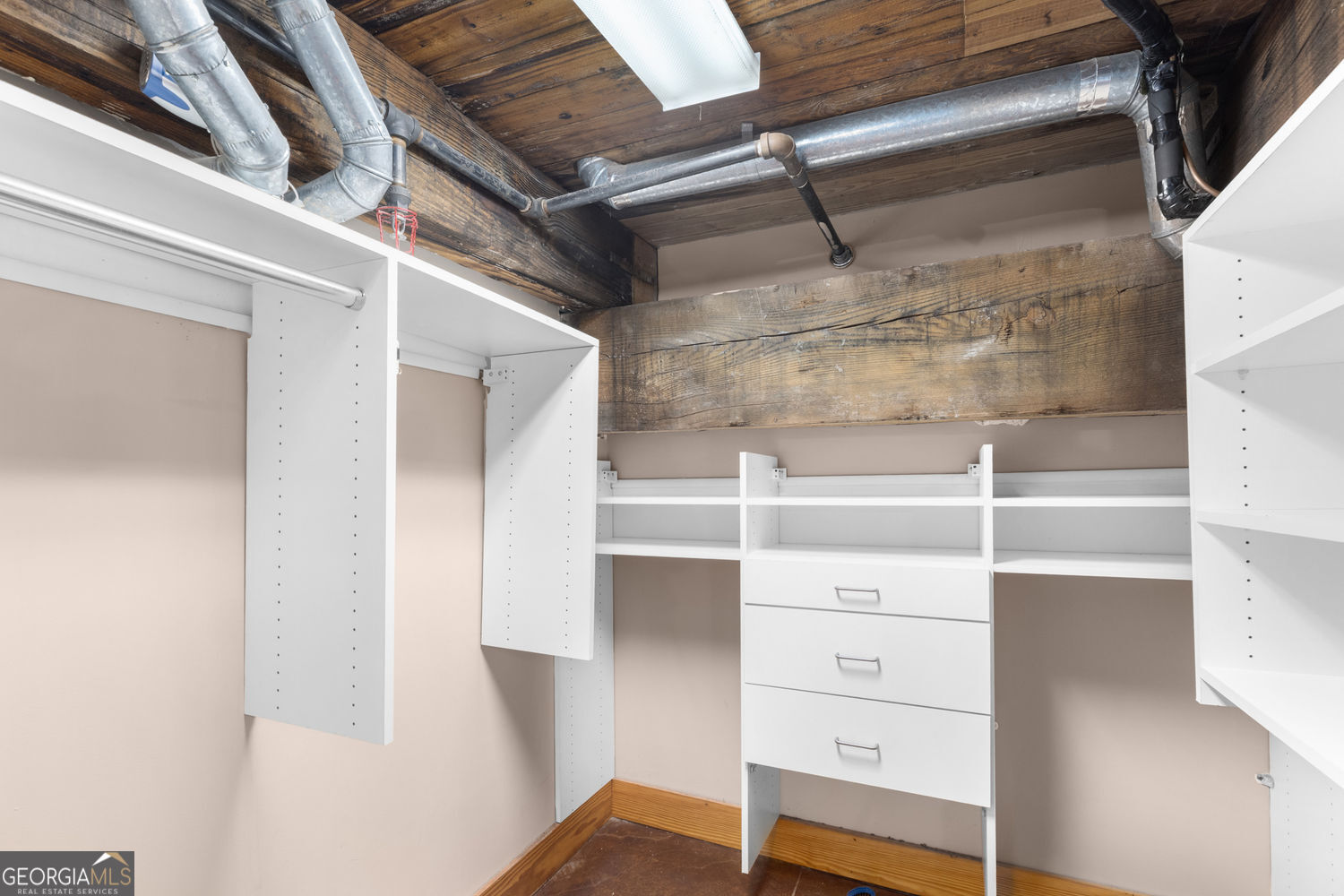 644 Wells Street SW # 16