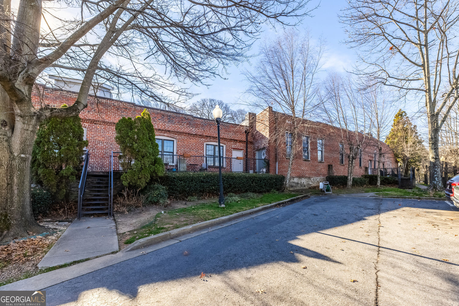 644 Wells Street SW # 16