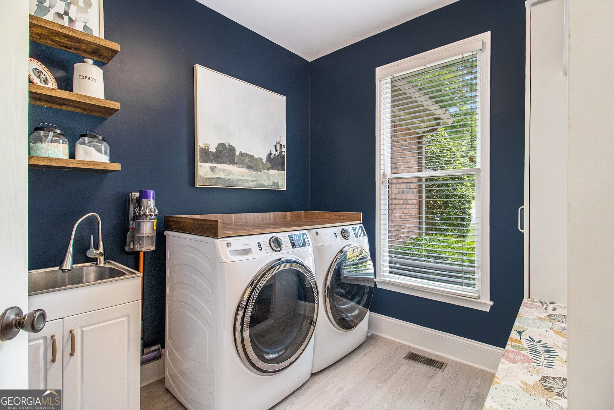 4655 Gilhams Road NE