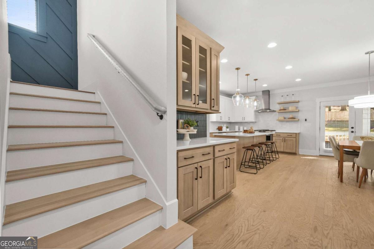 507 Casanova Street SE