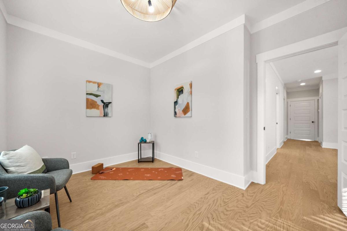 507 Casanova Street SE