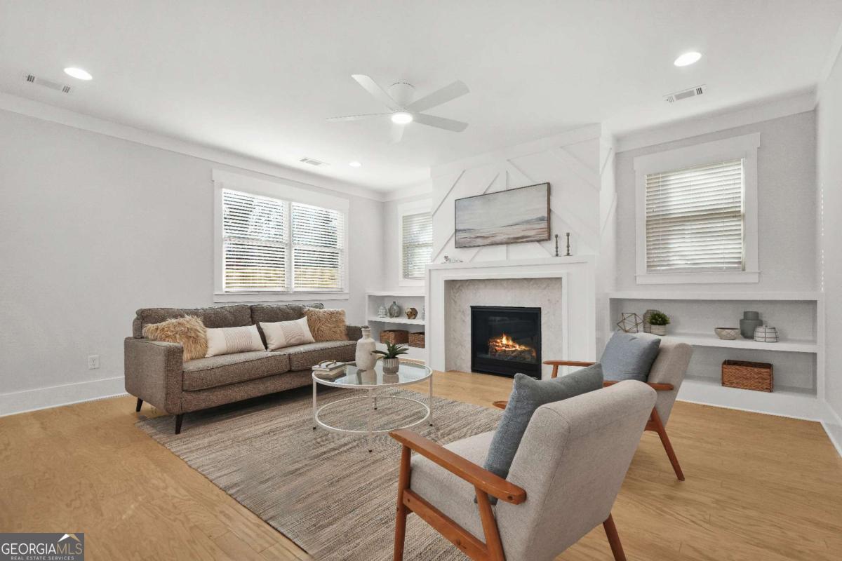 507 Casanova Street SE