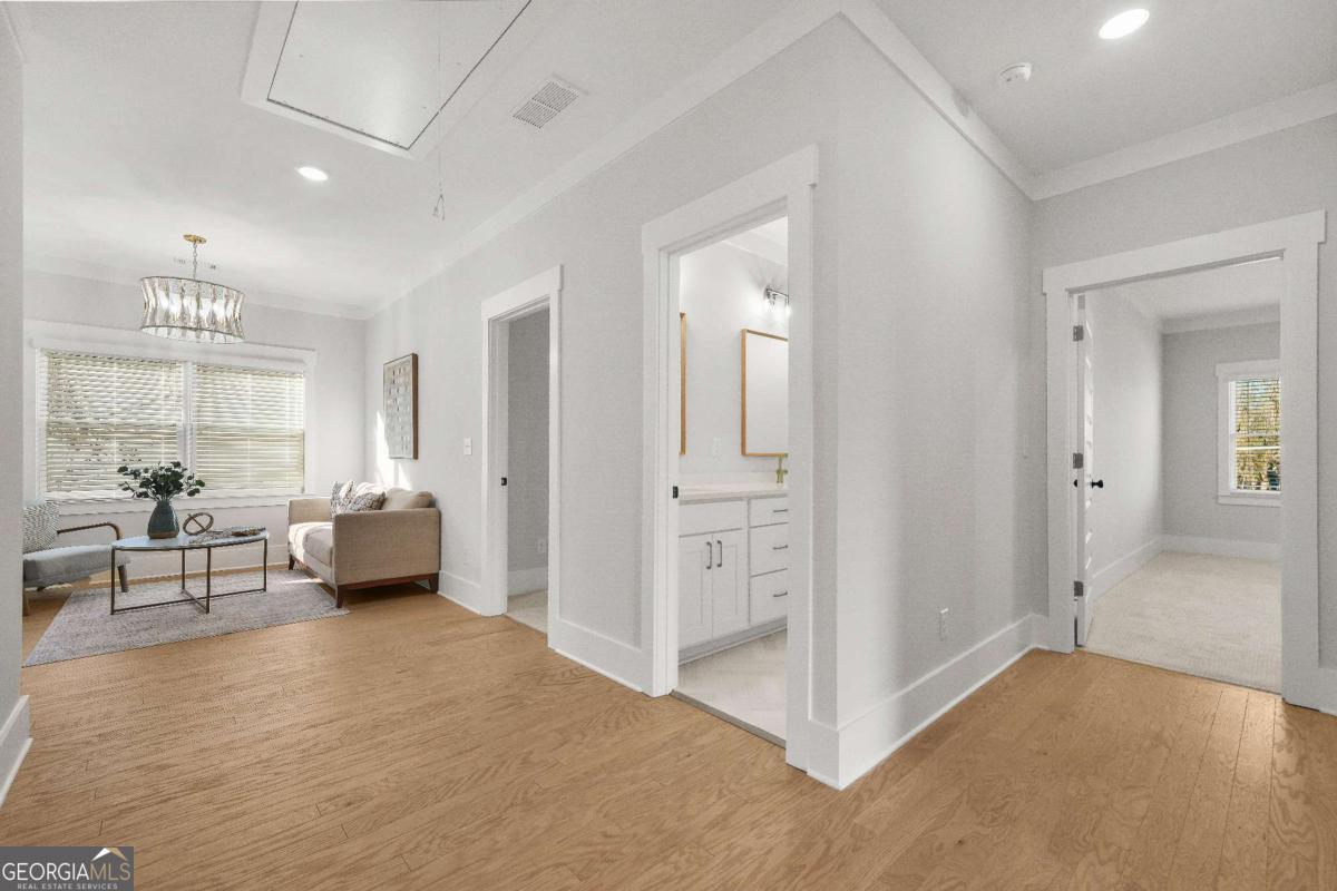 507 Casanova Street SE