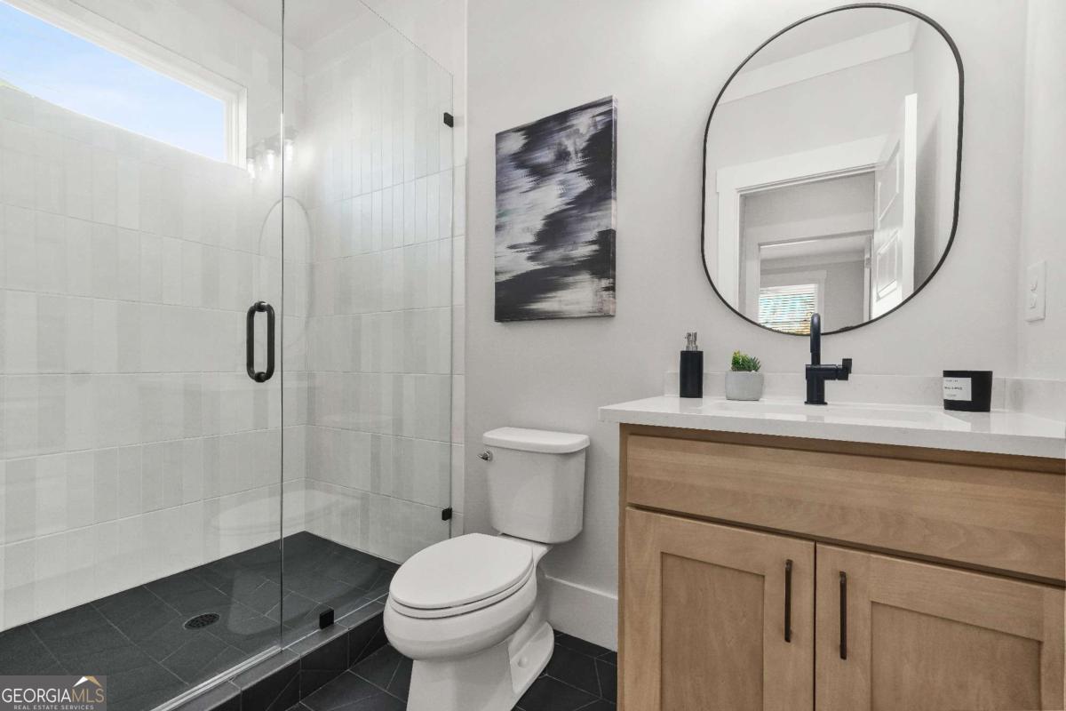 507 Casanova Street SE