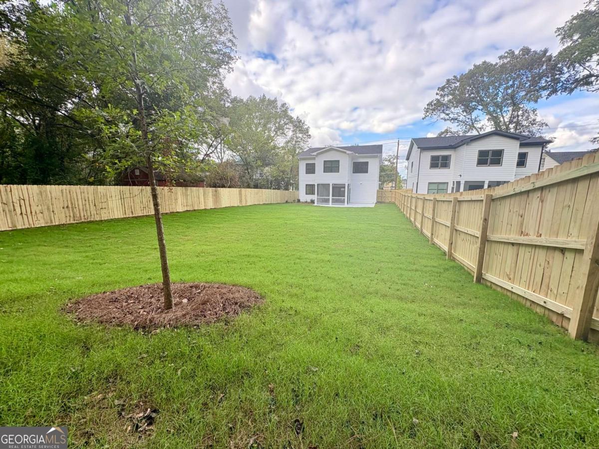 507 Casanova Street SE