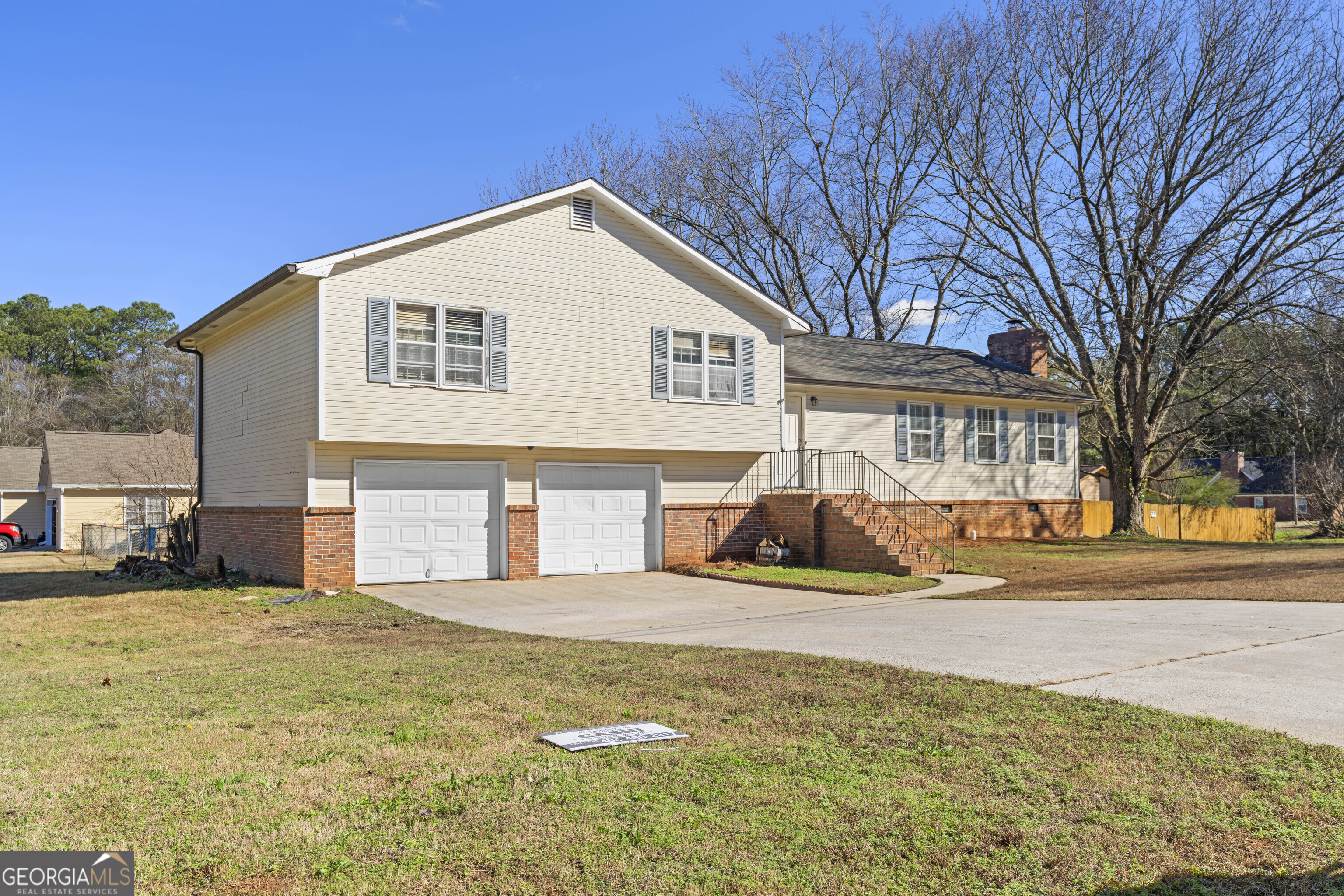 2250 Ridge Forest Drive