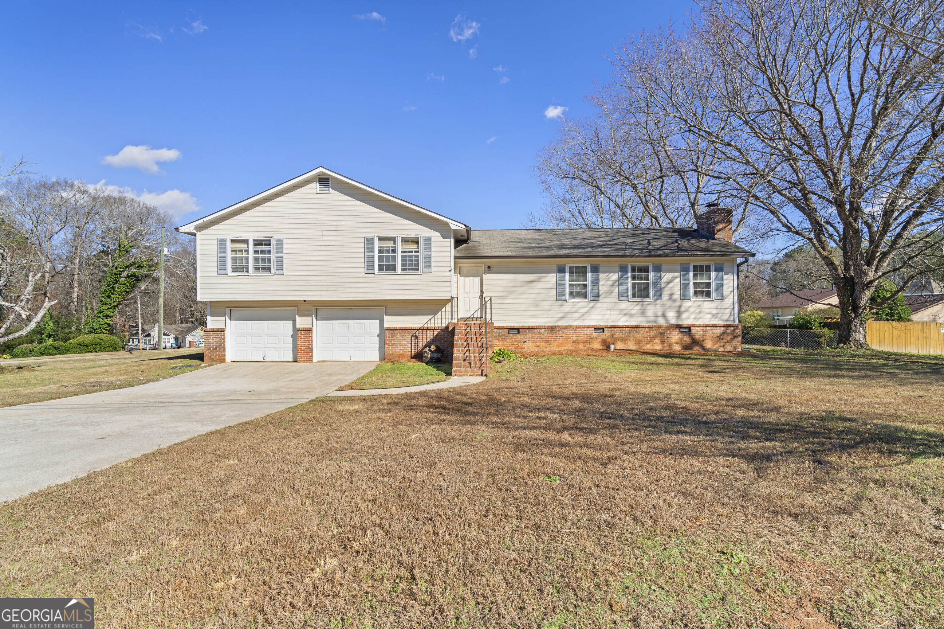 2250 Ridge Forest Drive