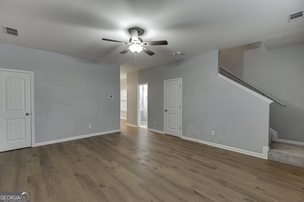 1807 Brookside Lay Circle