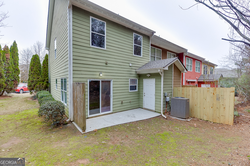 1807 Brookside Lay Circle